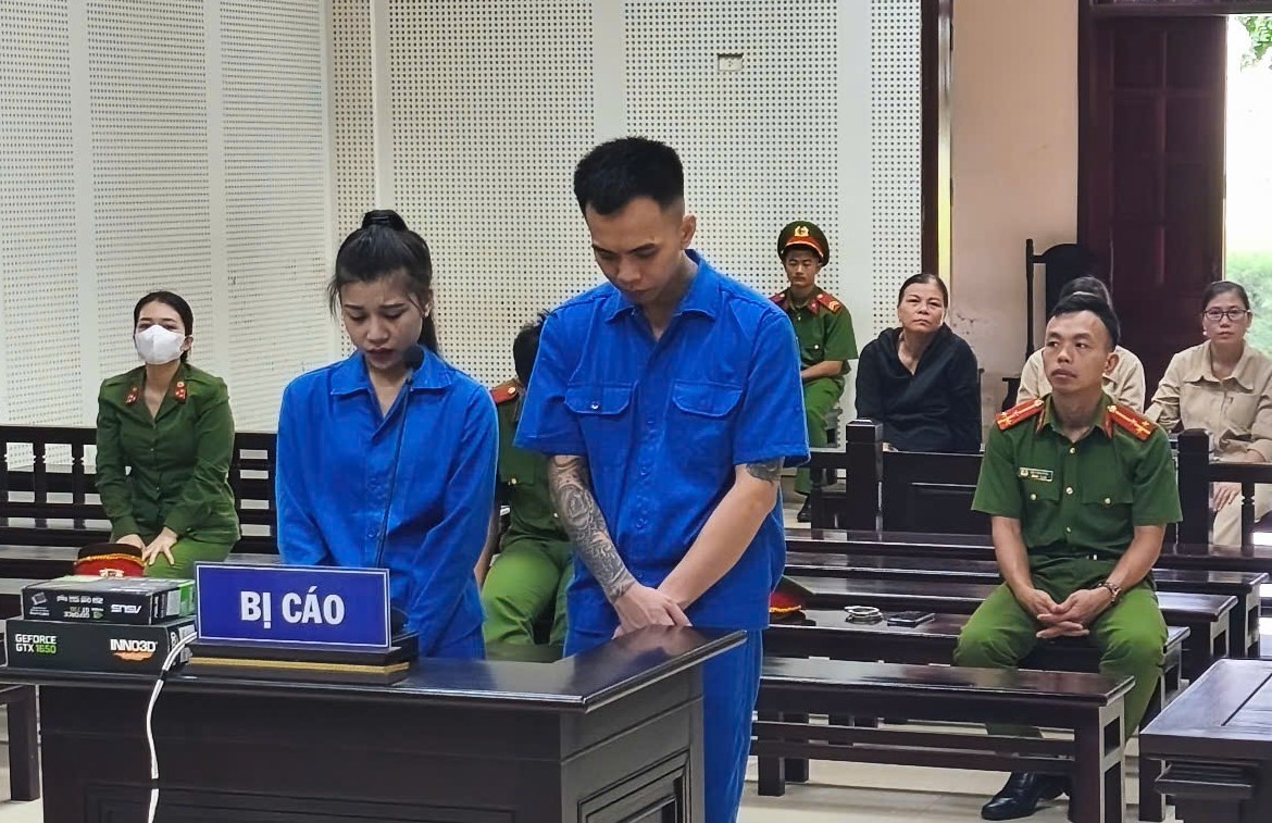 Buôn bán ma túy, vợ chồng hờ "rủ nhau" vào tù- Ảnh 1. Buôn bán ma túy, vợ chồng hờ "rủ nhau" vào tù- Ảnh 1.