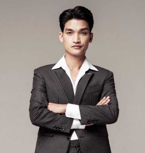 Nam diễn viên bán bún đậu mắm tôm, thuê biệt thự 50 tỷ đồng để ở, ngoài 30 tuổi sở hữu tài sản siêu khủng- Ảnh 1. Nam diễn viên bán bún đậu mắm tôm, thuê biệt thự 50 tỷ đồng để ở, ngoài 30 tuổi sở hữu tài sản siêu khủng- Ảnh 1.
