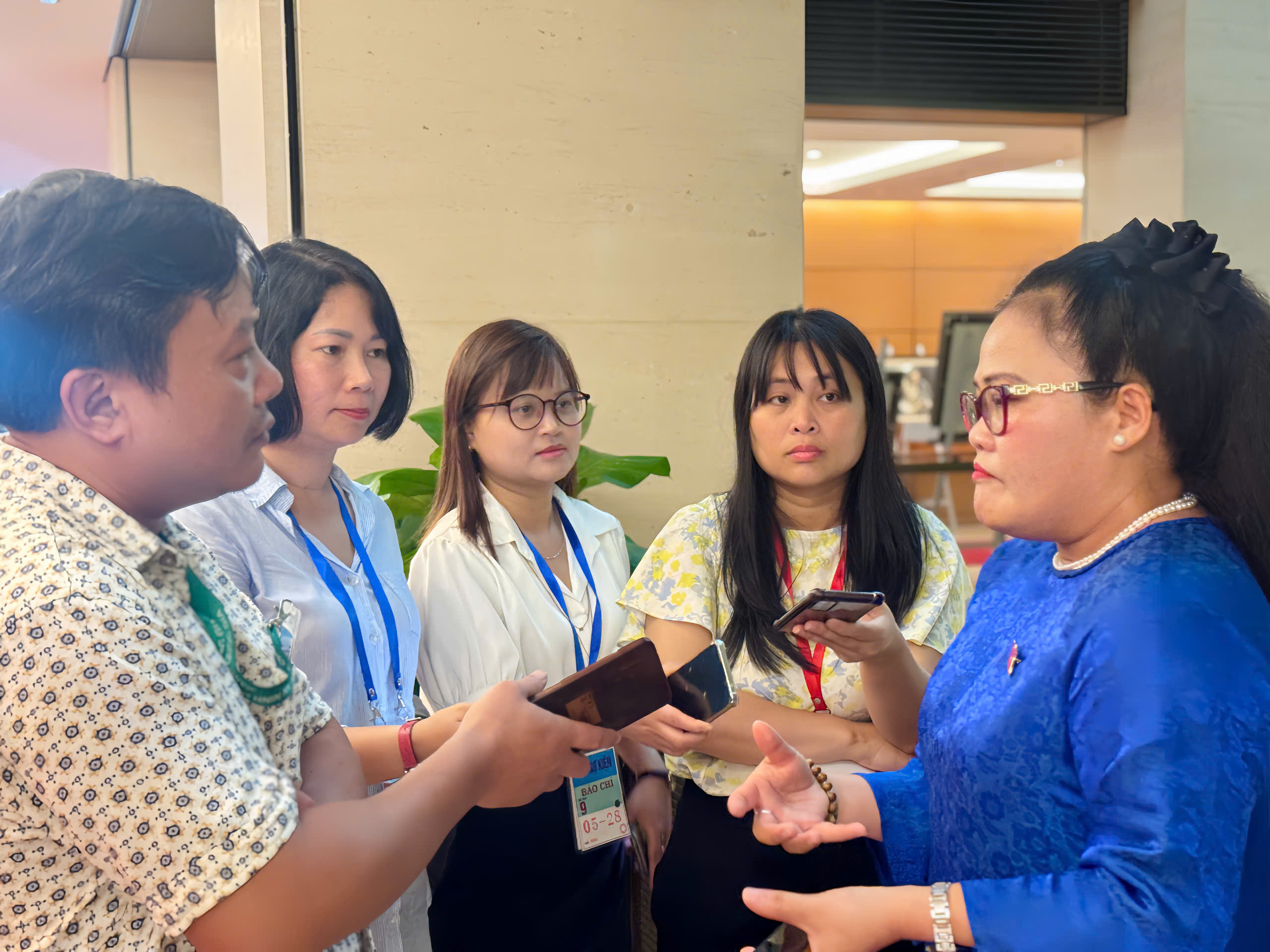 Tiếng nói của nhân dân, nhịp đập của pháp quyền- Ảnh 2. Tiếng nói của nhân dân, nhịp đập của pháp quyền- Ảnh 2.