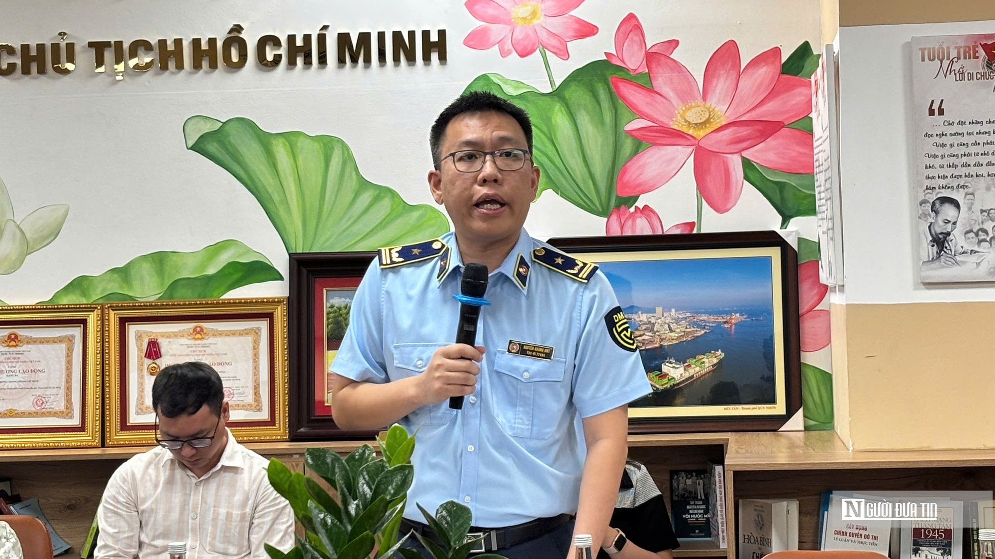 Xử lý kho hàng lớn là "chìa khóa" chống hàng giả, hàng lậu tận gốc- Ảnh 1. Xử lý kho hàng lớn là "chìa khóa" chống hàng giả, hàng lậu tận gốc- Ảnh 1.