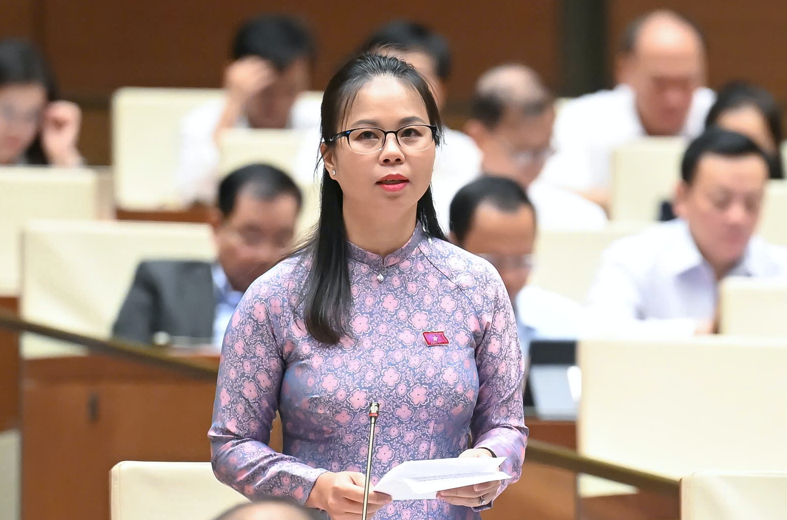 Đại biểu đề xuất dùng trụ sở dôi dư sau sáp nhập làm nơi đỗ xe công cộng- Ảnh 3. Đại biểu đề xuất dùng trụ sở dôi dư sau sáp nhập làm nơi đỗ xe công cộng- Ảnh 3.