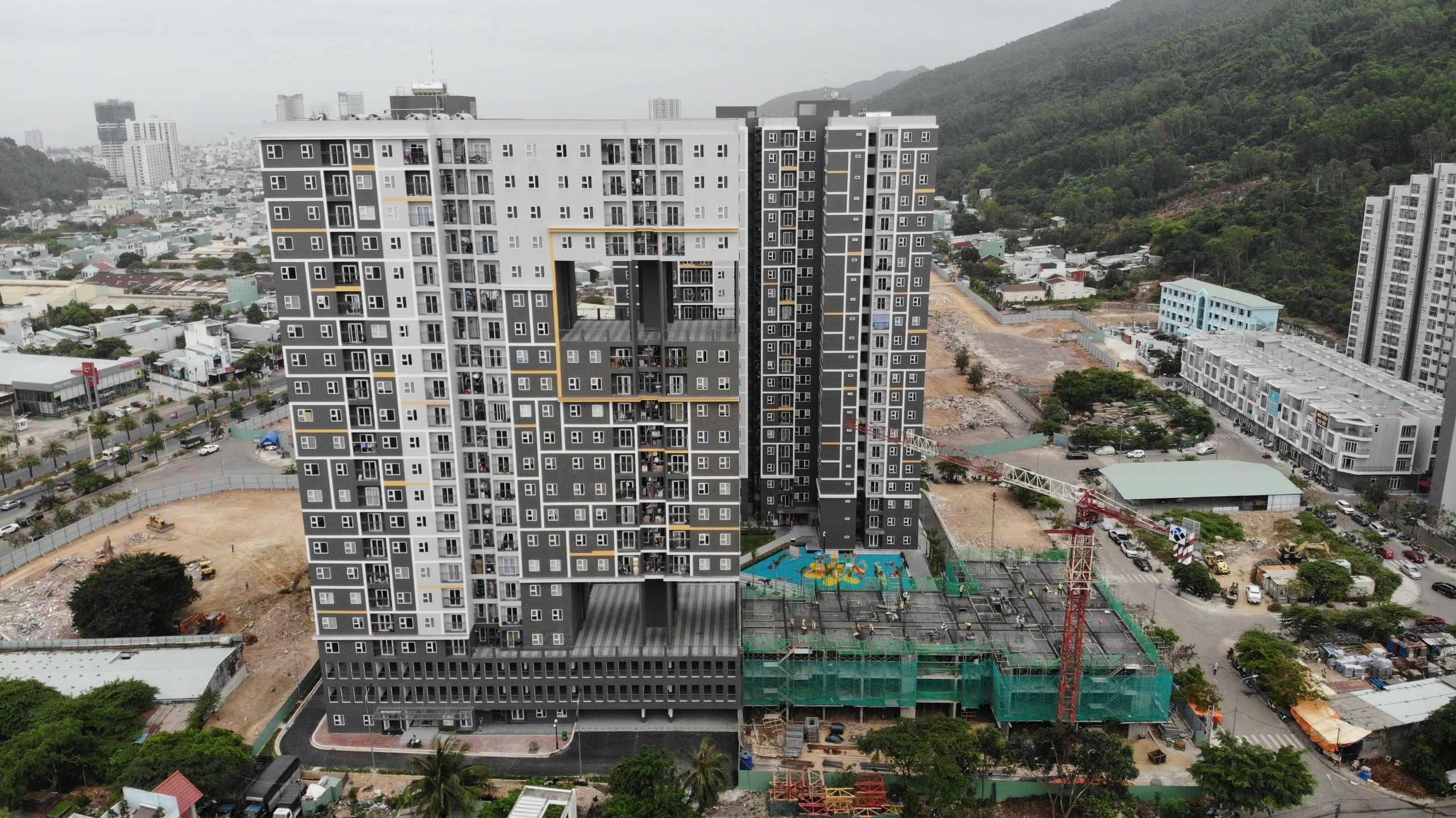 Bình Định ưu tiên giải quyết nhu cầu nhà ở cho 2.000 cán bộ từ Gia Lai- Ảnh 2. Bình Định ưu tiên giải quyết nhu cầu nhà ở cho 2.000 cán bộ từ Gia Lai- Ảnh 2.