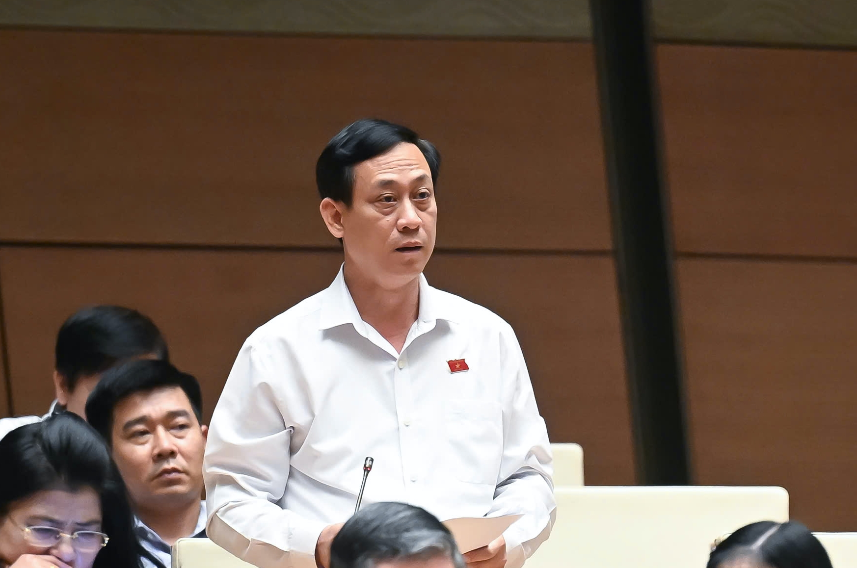 Nạn hàng giả hoành hành: Đại biểu truy trách nhiệm Bộ Công Thương, Bộ Y tế- Ảnh 3. Nạn hàng giả hoành hành: Đại biểu truy trách nhiệm Bộ Công Thương, Bộ Y tế- Ảnh 3.