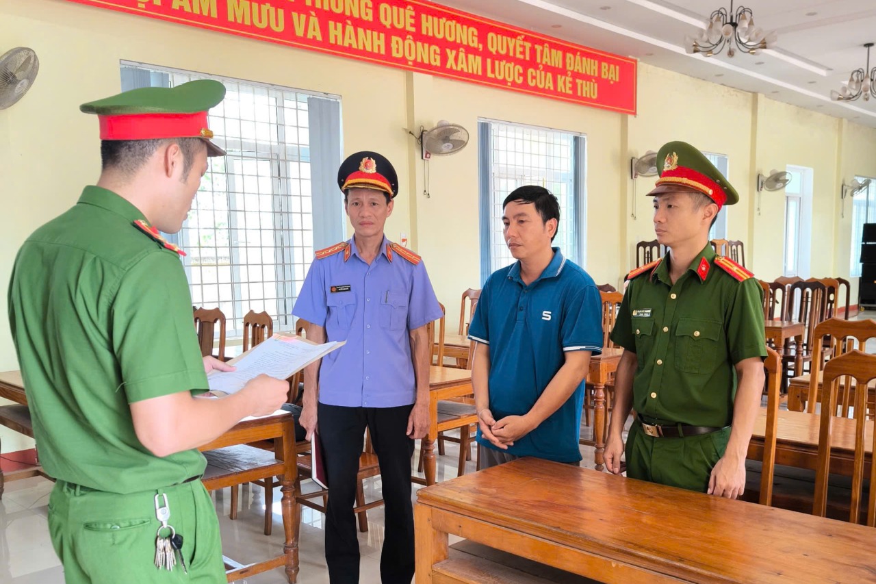 Khởi tố giám đốc hợp tác xã tham ô tài sản- Ảnh 1. Khởi tố giám đốc hợp tác xã tham ô tài sản- Ảnh 1.
