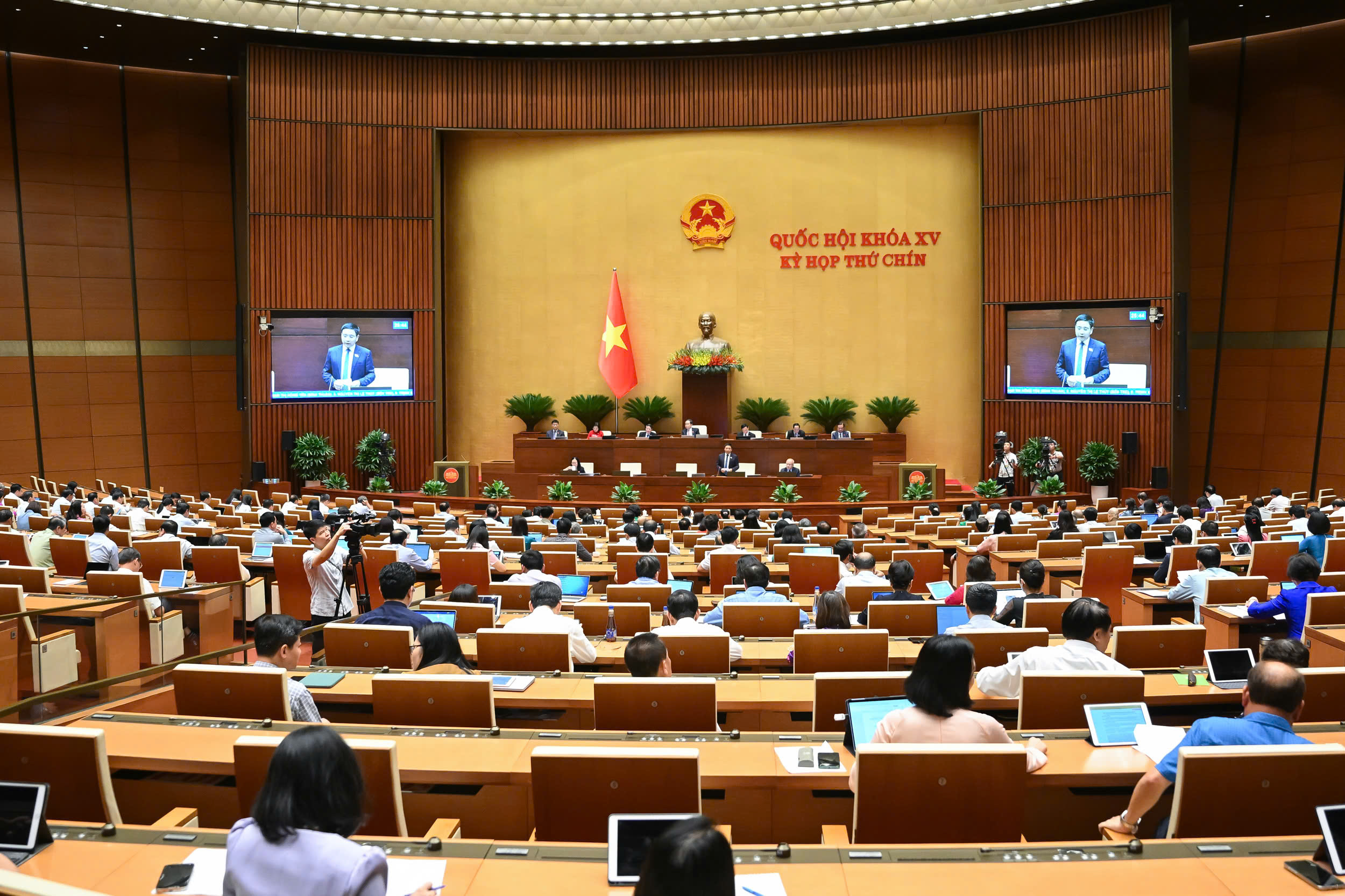 Giữ thuế khoán với hộ kinh doanh có doanh thu dưới 1 tỷ đồng để tránh thiệt thòi- Ảnh 2. Giữ thuế khoán với hộ kinh doanh có doanh thu dưới 1 tỷ đồng để tránh thiệt thòi- Ảnh 2.