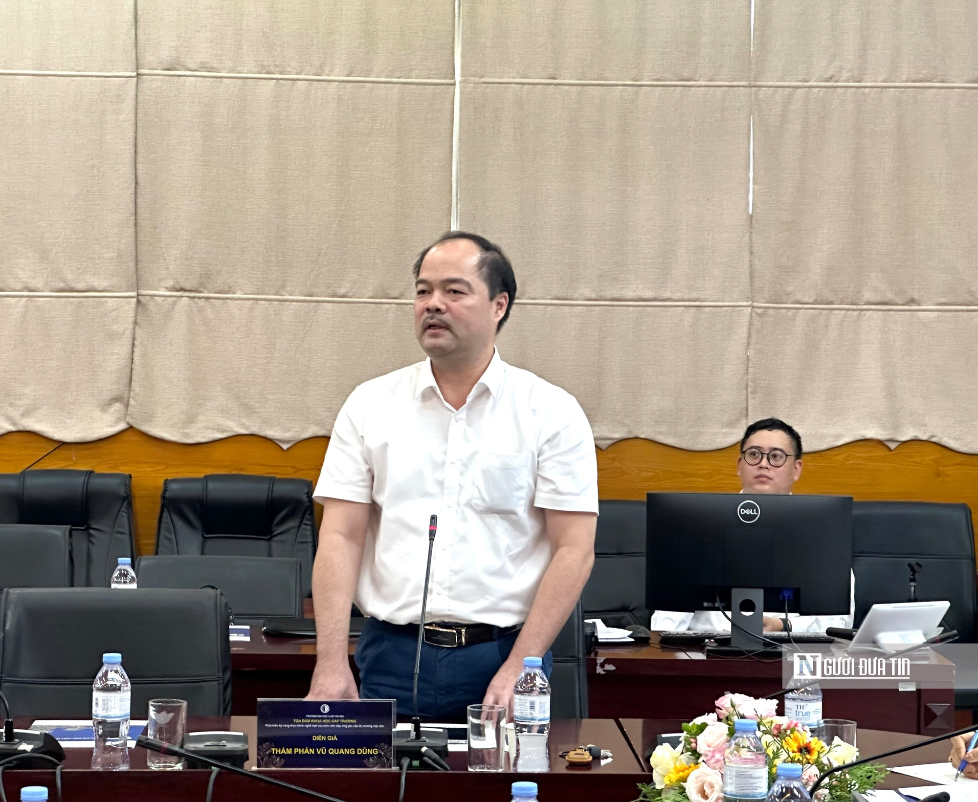 Sinh viên luật cần gì để không “lạc nhịp” với thị trường lao động?- Ảnh 2. Sinh viên luật cần gì để không “lạc nhịp” với thị trường lao động?- Ảnh 2.