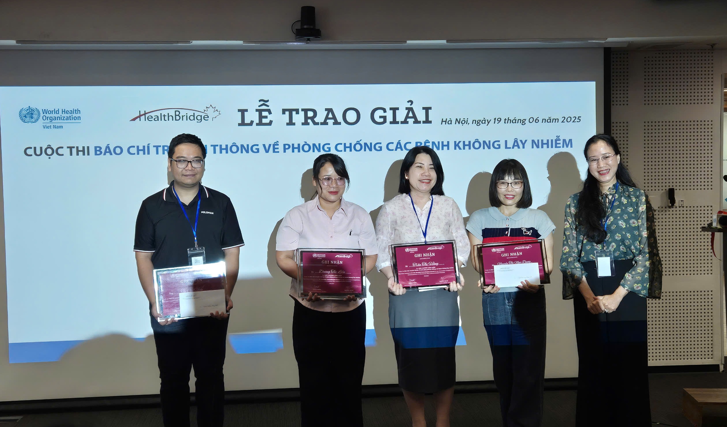 Tạp chí Người Đưa Tin đạt giải Ba giải báo chí "Truyền thông về phòng chống bệnh không lây nhiễm"- Ảnh 3. Tạp chí Người Đưa Tin đạt giải Ba giải báo chí "Truyền thông về phòng chống bệnh không lây nhiễm"- Ảnh 3.