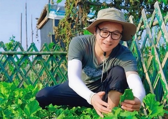 Hư Trúc của "Thiên long bát bộ" vất vả mưu sinh sau loạt bê bối đời tư- Ảnh 9. Hư Trúc của "Thiên long bát bộ" vất vả mưu sinh sau loạt bê bối đời tư- Ảnh 9.