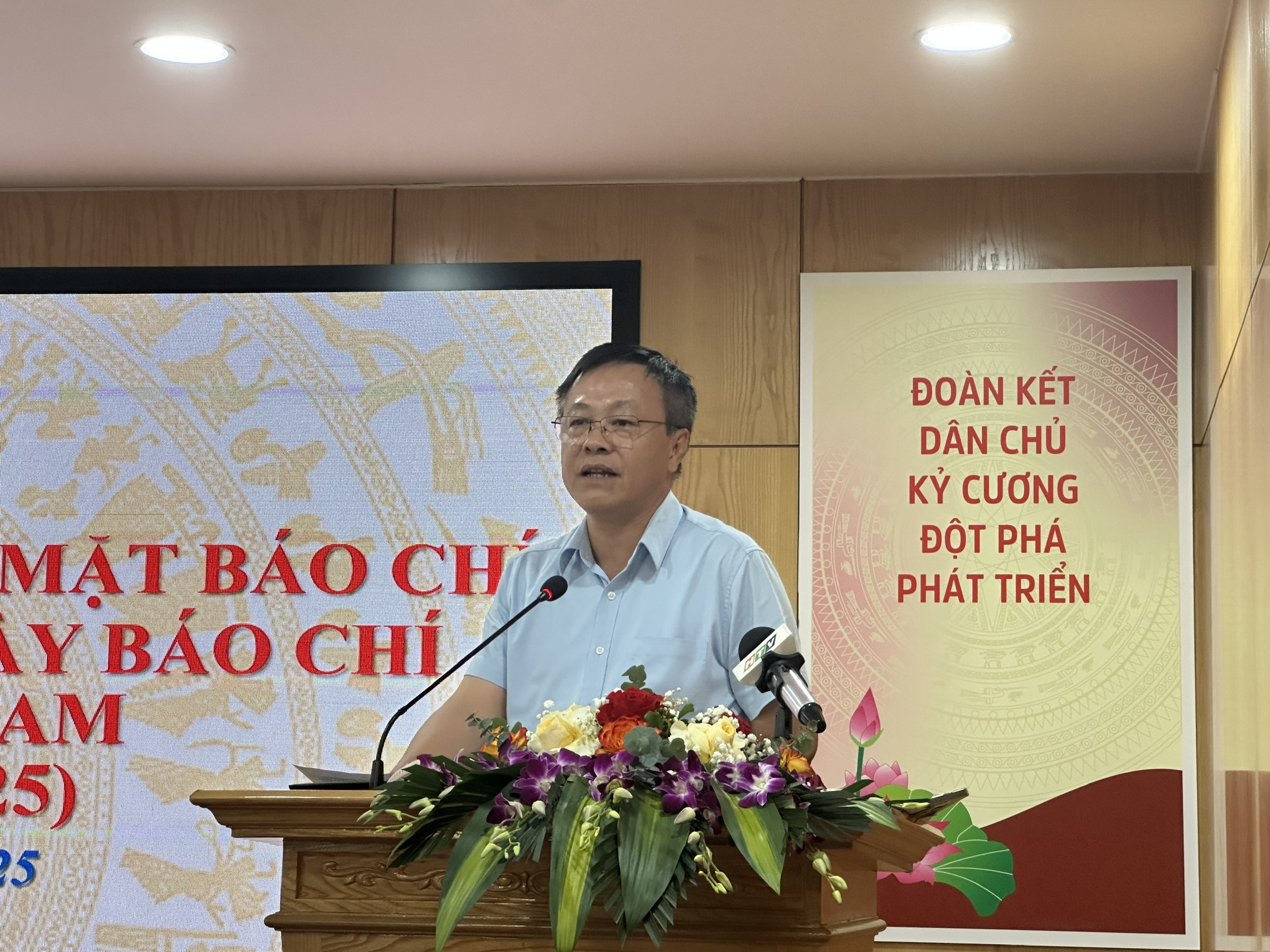 Sau cao điểm, Bộ Công Thương lên kế hoạch "làm sạch" thị trường- Ảnh 1. Sau cao điểm, Bộ Công Thương lên kế hoạch "làm sạch" thị trường- Ảnh 1.