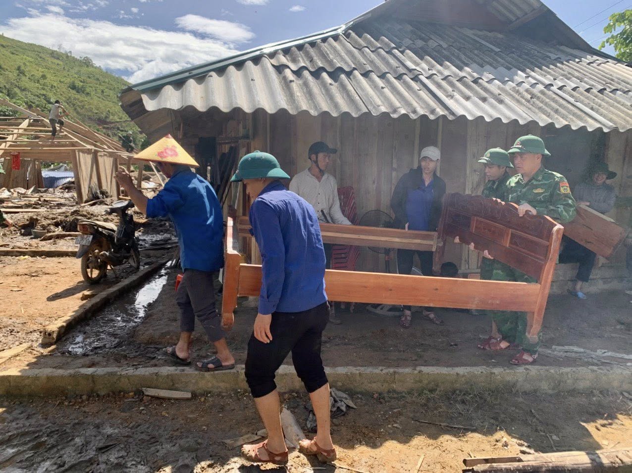 Không để người dân nào bị thiếu đói, thiếu nước sinh hoạt sau thiên tai- Ảnh 3. Không để người dân nào bị thiếu đói, thiếu nước sinh hoạt sau thiên tai- Ảnh 3.