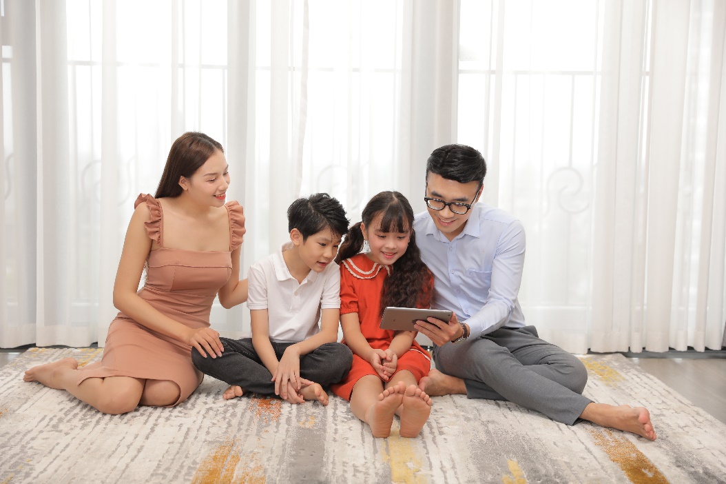 EVNHANOI tiếp tục kêu gọi người dân thực hành
tiết kiệm điện- Ảnh 1. EVNHANOI tiếp tục kêu gọi người dân thực hành
tiết kiệm điện- Ảnh 1.