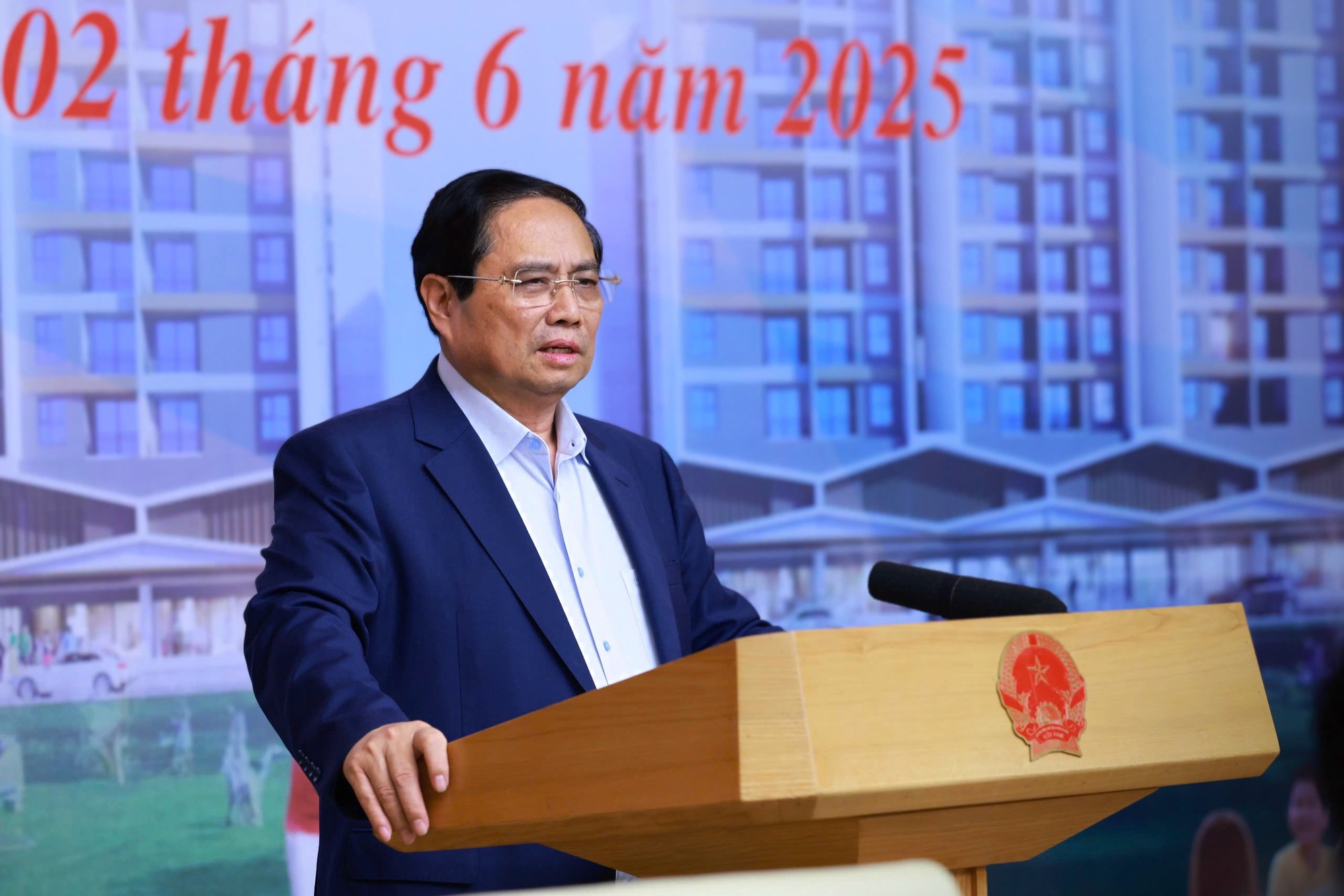 Thủ tướng: Nhà ở xã hội không phải nơi "khỉ ho cò gáy"- Ảnh 1. Thủ tướng: Nhà ở xã hội không phải nơi "khỉ ho cò gáy"- Ảnh 1.