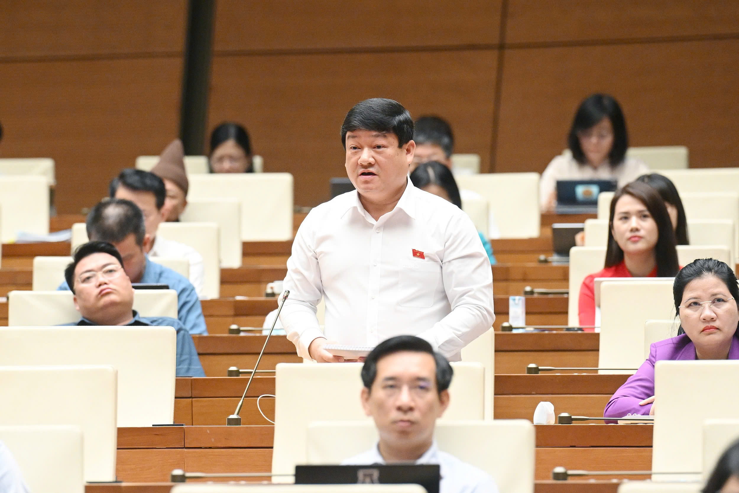 Phó Thủ tướng: Không giải quyết được ô nhiễm ở Hà Nội, Tp.HCM là có lỗi với dân- Ảnh 1. Phó Thủ tướng: Không giải quyết được ô nhiễm ở Hà Nội, Tp.HCM là có lỗi với dân- Ảnh 1.