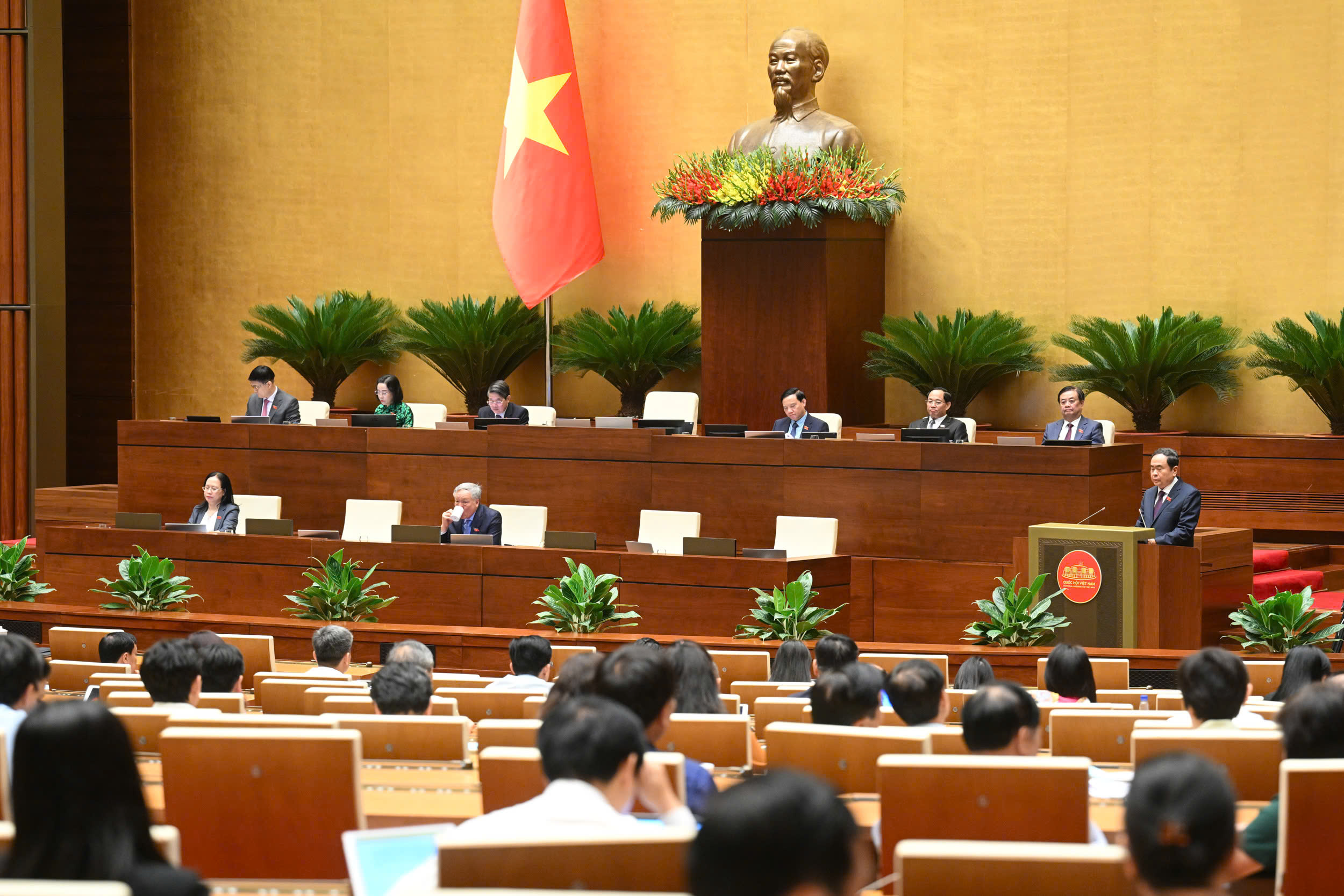 Quốc hội tiếp tục đồng hành, thúc đẩy để mỗi lời hứa trở thành kết quả cụ thể- Ảnh 2. Quốc hội tiếp tục đồng hành, thúc đẩy để mỗi lời hứa trở thành kết quả cụ thể- Ảnh 2.