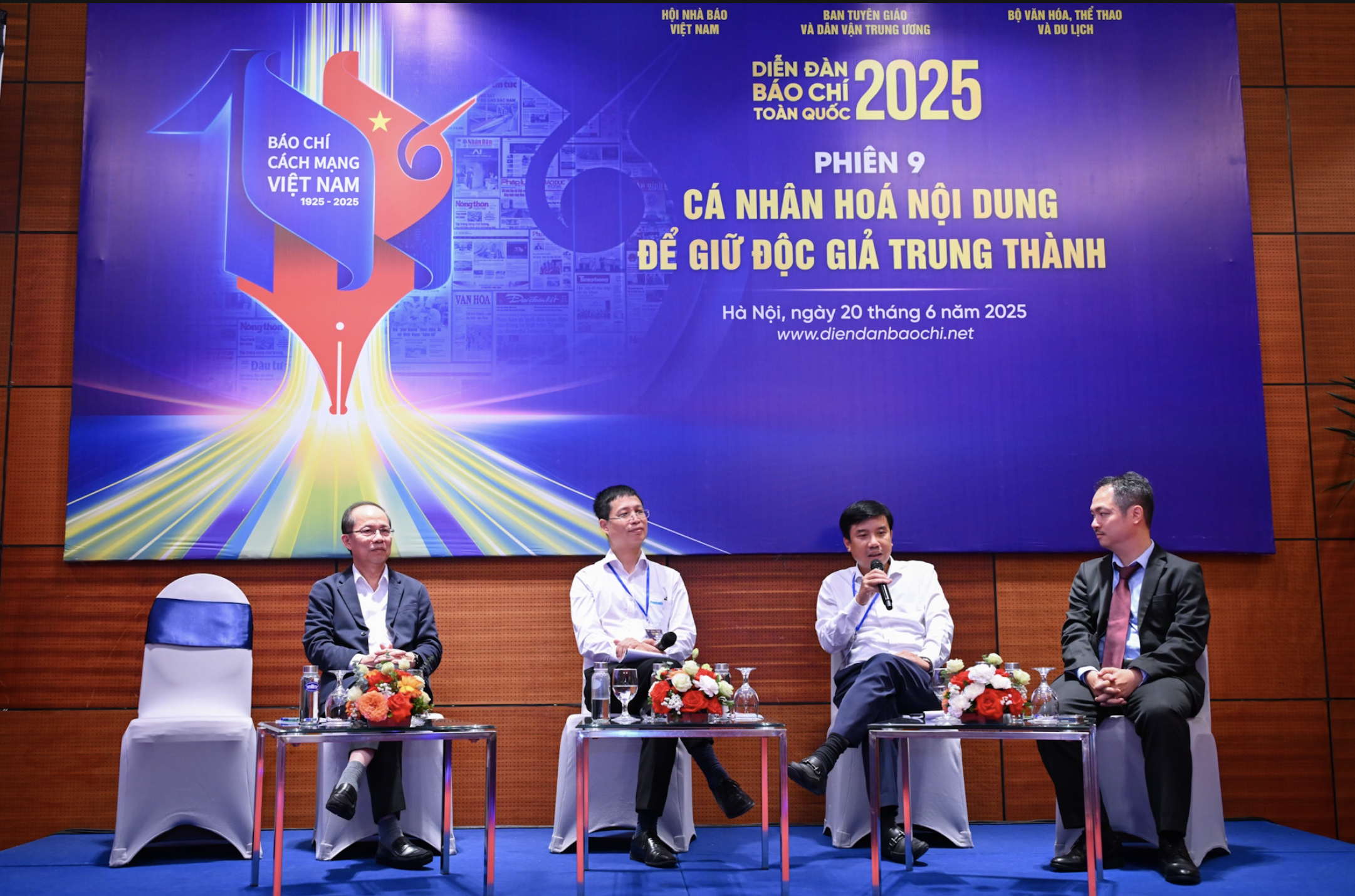 Xây dựng độc giả trung thành trong thời đại số- Ảnh 2. Xây dựng độc giả trung thành trong thời đại số- Ảnh 2.