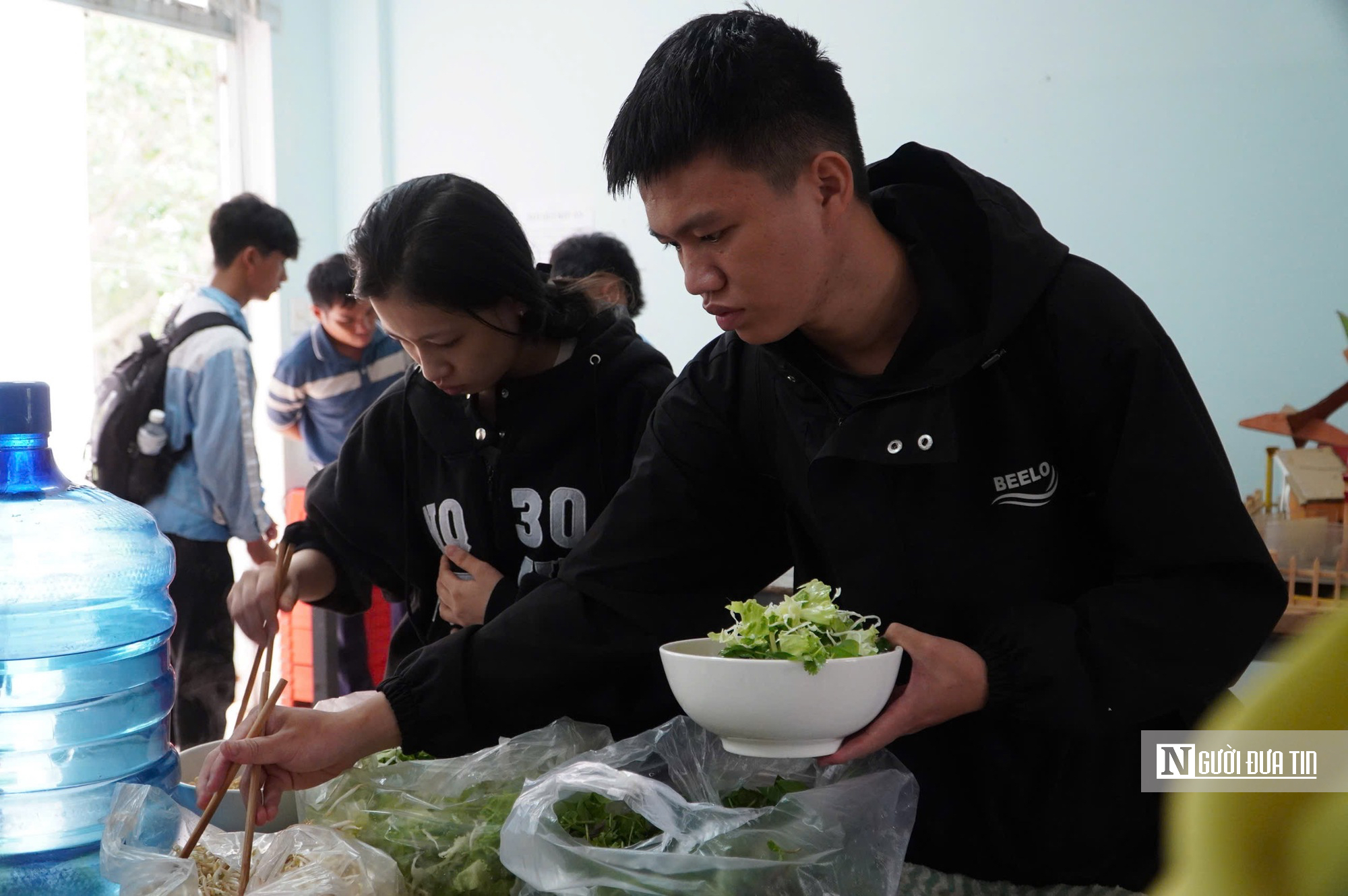 Câu chuyện đẹp ở Ngô Mây trên hành trình "vượt vũ môn" của các sĩ tử Kon Tum- Ảnh 2. Câu chuyện đẹp ở Ngô Mây trên hành trình "vượt vũ môn" của các sĩ tử Kon Tum- Ảnh 2.