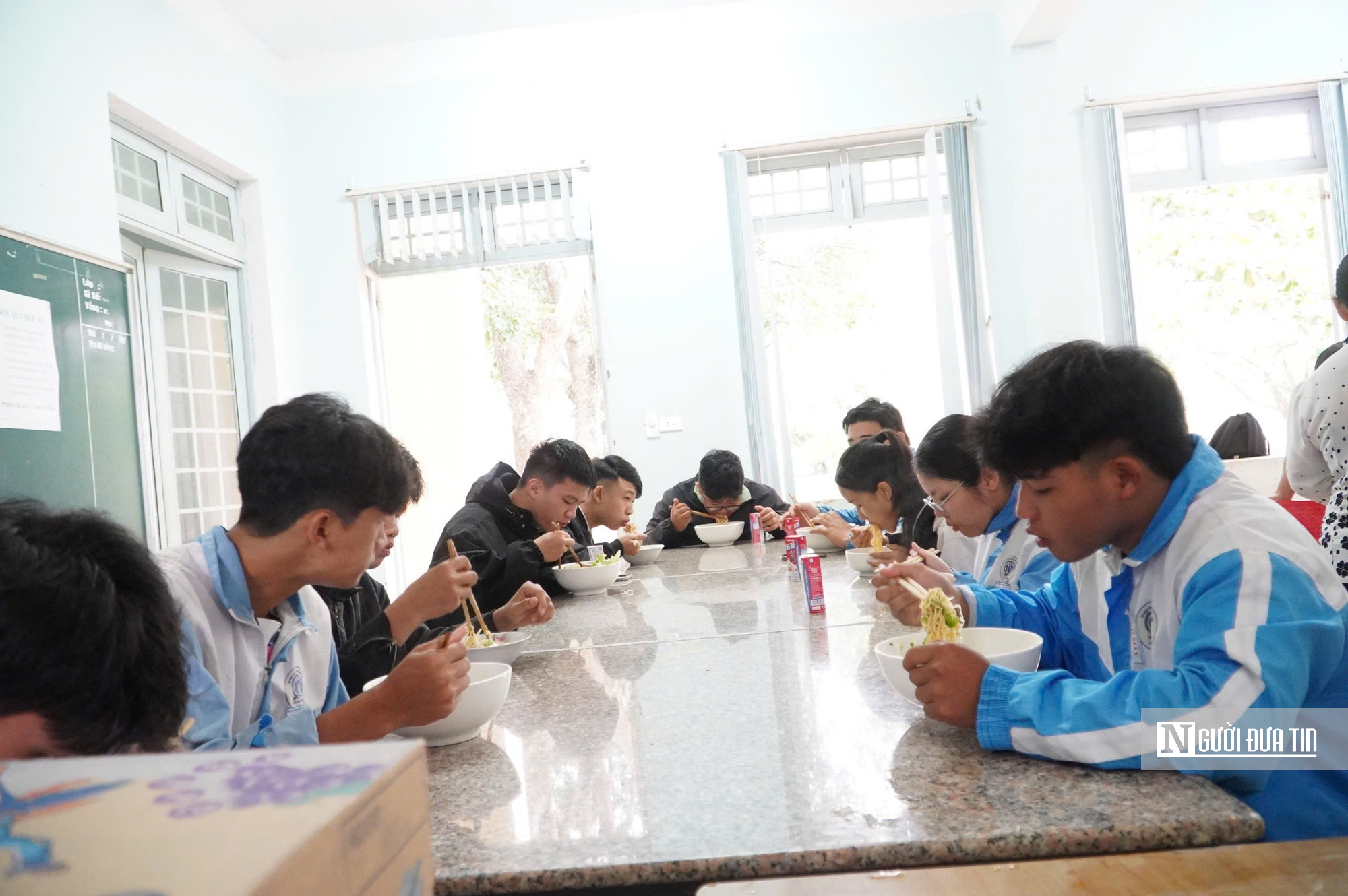 Câu chuyện đẹp ở Ngô Mây trên hành trình "vượt vũ môn" của các sĩ tử Kon Tum- Ảnh 3. Câu chuyện đẹp ở Ngô Mây trên hành trình "vượt vũ môn" của các sĩ tử Kon Tum- Ảnh 3.