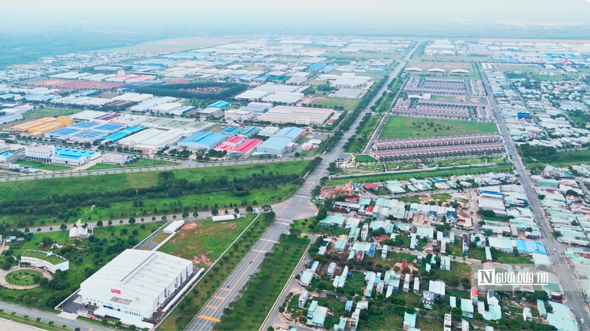 Sáp nhập hành chính, đánh thức kinh tế vùng trọng điểm- Ảnh 2. Sáp nhập hành chính, đánh thức kinh tế vùng trọng điểm- Ảnh 2.