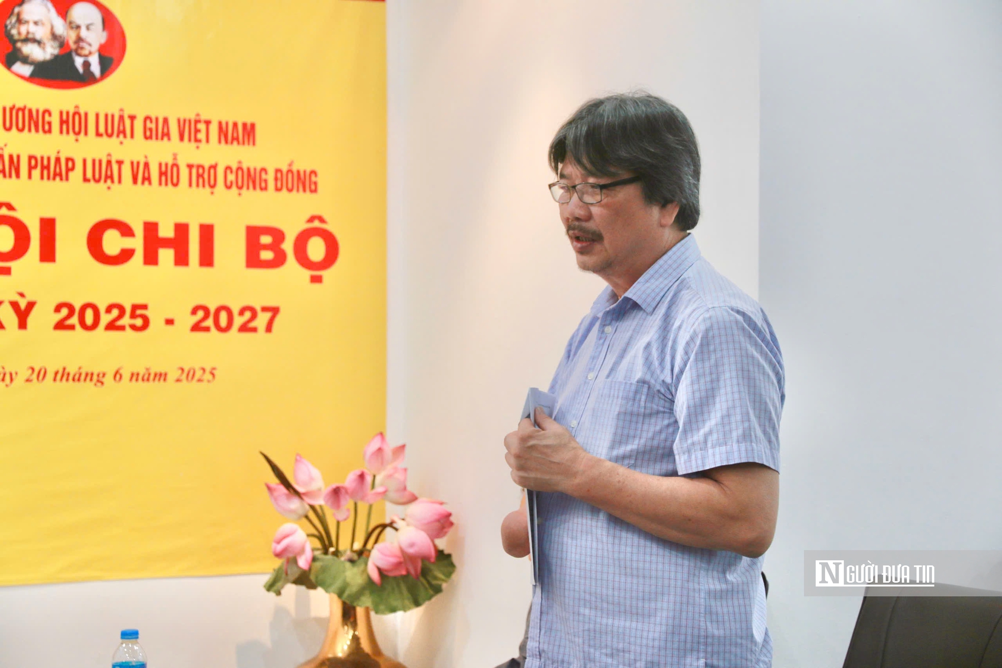 Chi bộ Trung tâm TVPL và hỗ trợ cộng đồng tổ chức Đại hội nhiệm kỳ 2025-2027 - Ảnh 2. Chi bộ Trung tâm TVPL và hỗ trợ cộng đồng tổ chức Đại hội nhiệm kỳ 2025-2027 - Ảnh 2.