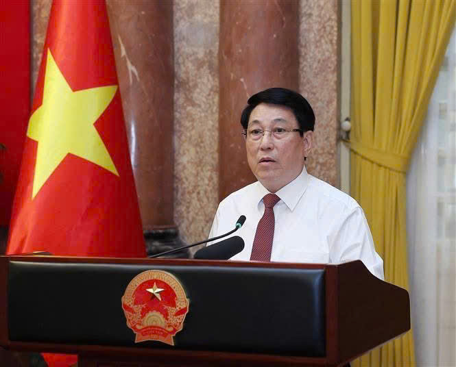 Chủ tịch nước: Báo chí phải luôn là người đồng hành tỉnh táo và tin cậy- Ảnh 1. Chủ tịch nước: Báo chí phải luôn là người đồng hành tỉnh táo và tin cậy- Ảnh 1.