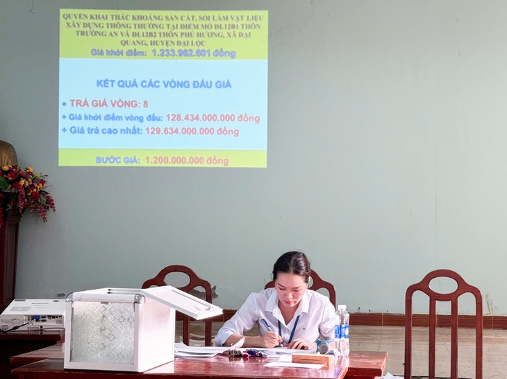 Lộ diện 3 doanh nghiệp trúng đấu giá các mỏ cát trăm tỷ ở Quảng Nam- Ảnh 1. Lộ diện 3 doanh nghiệp trúng đấu giá các mỏ cát trăm tỷ ở Quảng Nam- Ảnh 1.