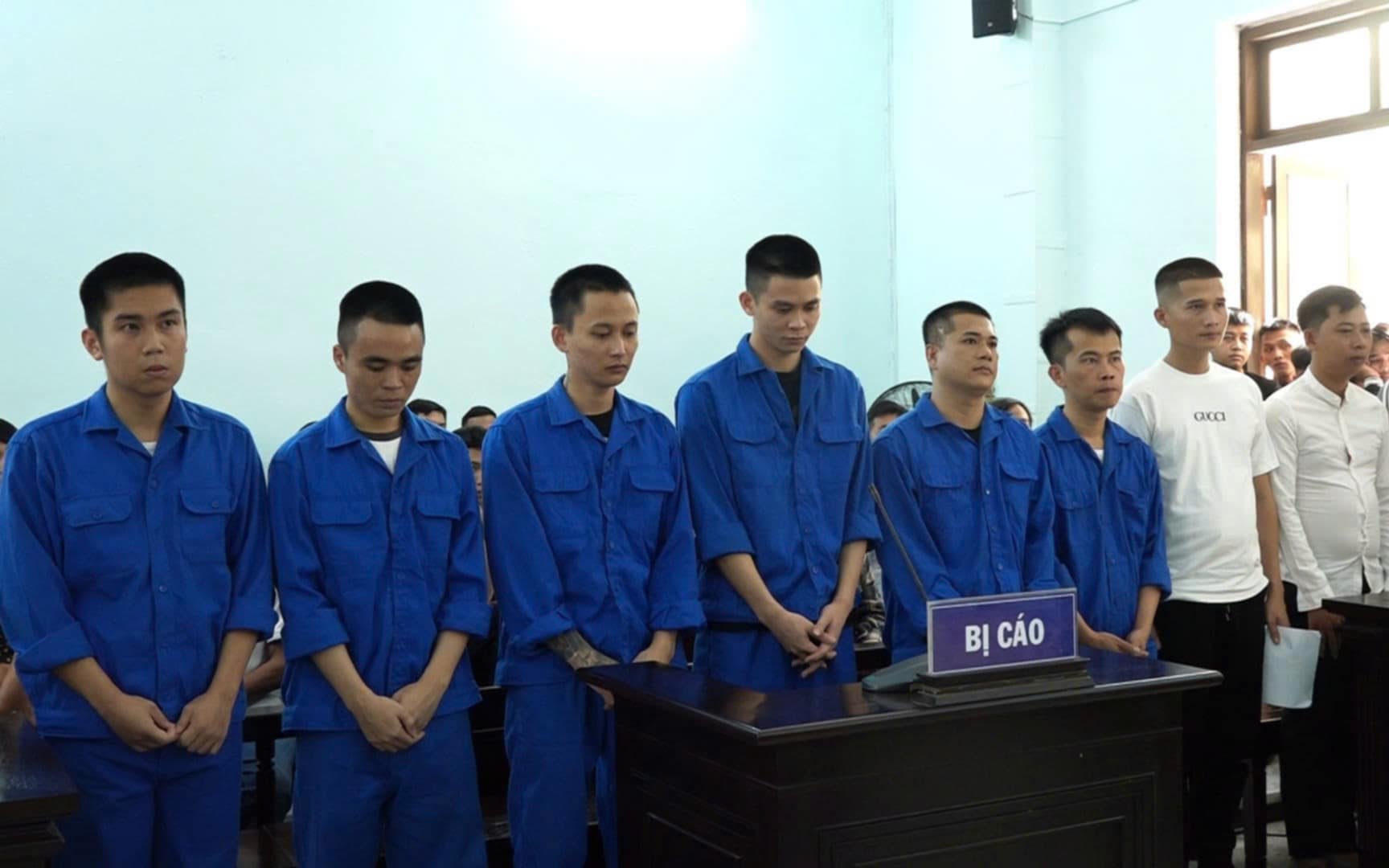 “Mở tiệc” ma tuý trong quán bar, 9 bị cáo trả giá đắt