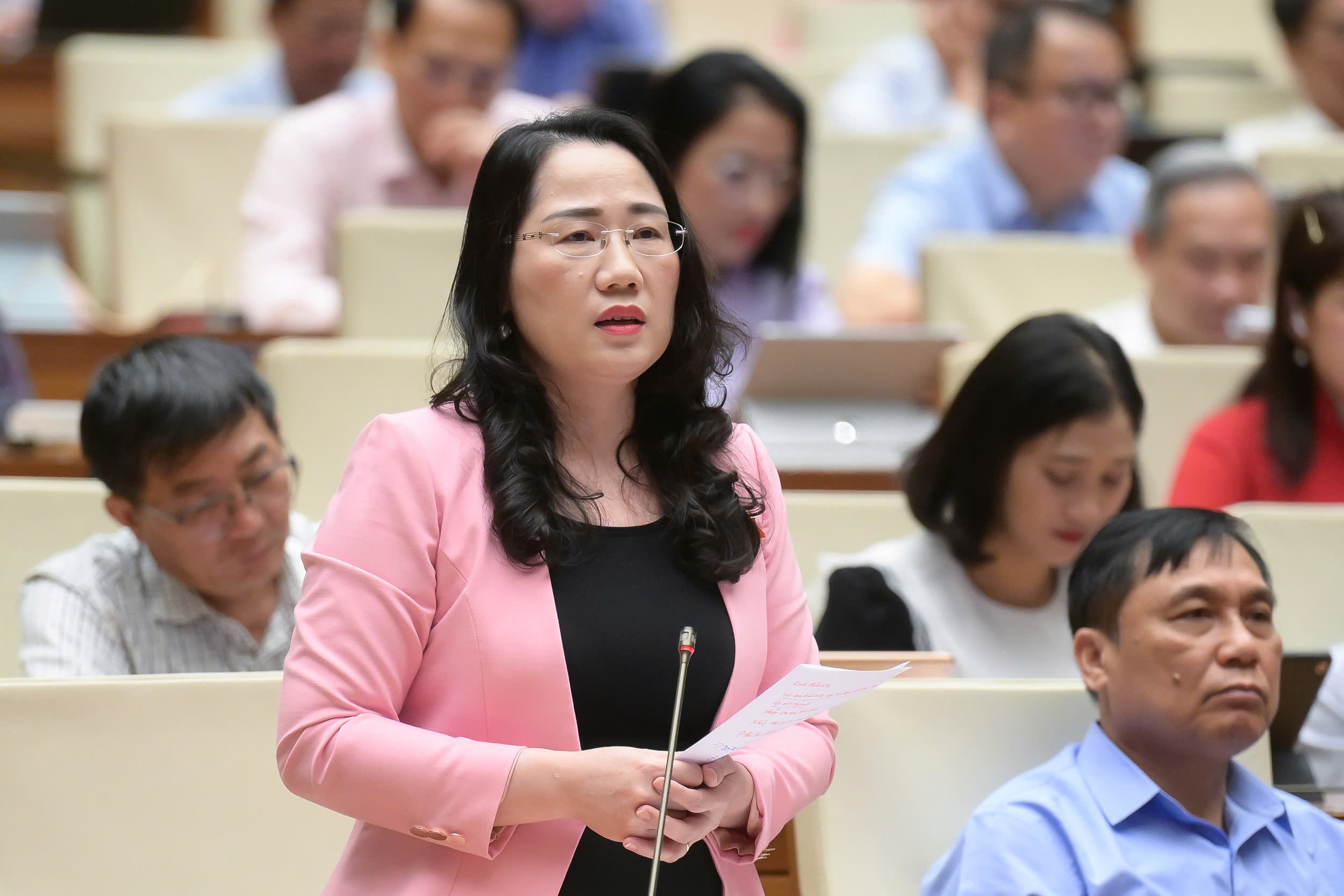 Cần chế tài nếu cơ quan chậm gỡ vướng pháp luật, tránh "trên nóng, dưới lạnh"- Ảnh 3. Cần chế tài nếu cơ quan chậm gỡ vướng pháp luật, tránh "trên nóng, dưới lạnh"- Ảnh 3.