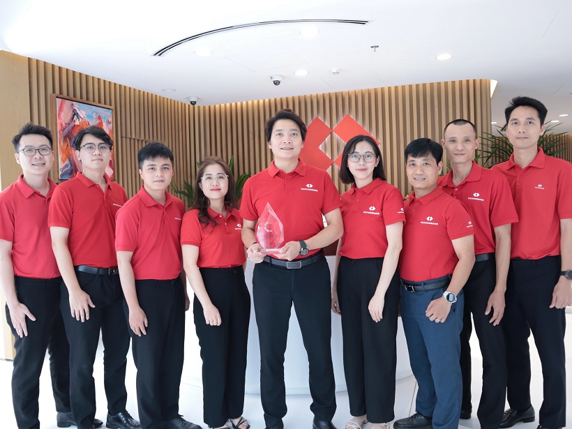 Techcombank là đại diện duy nhất Việt Nam được giải thưởng Celent Model Bank 2025 về quản lý vận hành xuất sắc- Ảnh 1. Techcombank là đại diện duy nhất Việt Nam được giải thưởng Celent Model Bank 2025 về quản lý vận hành xuất sắc- Ảnh 1.
