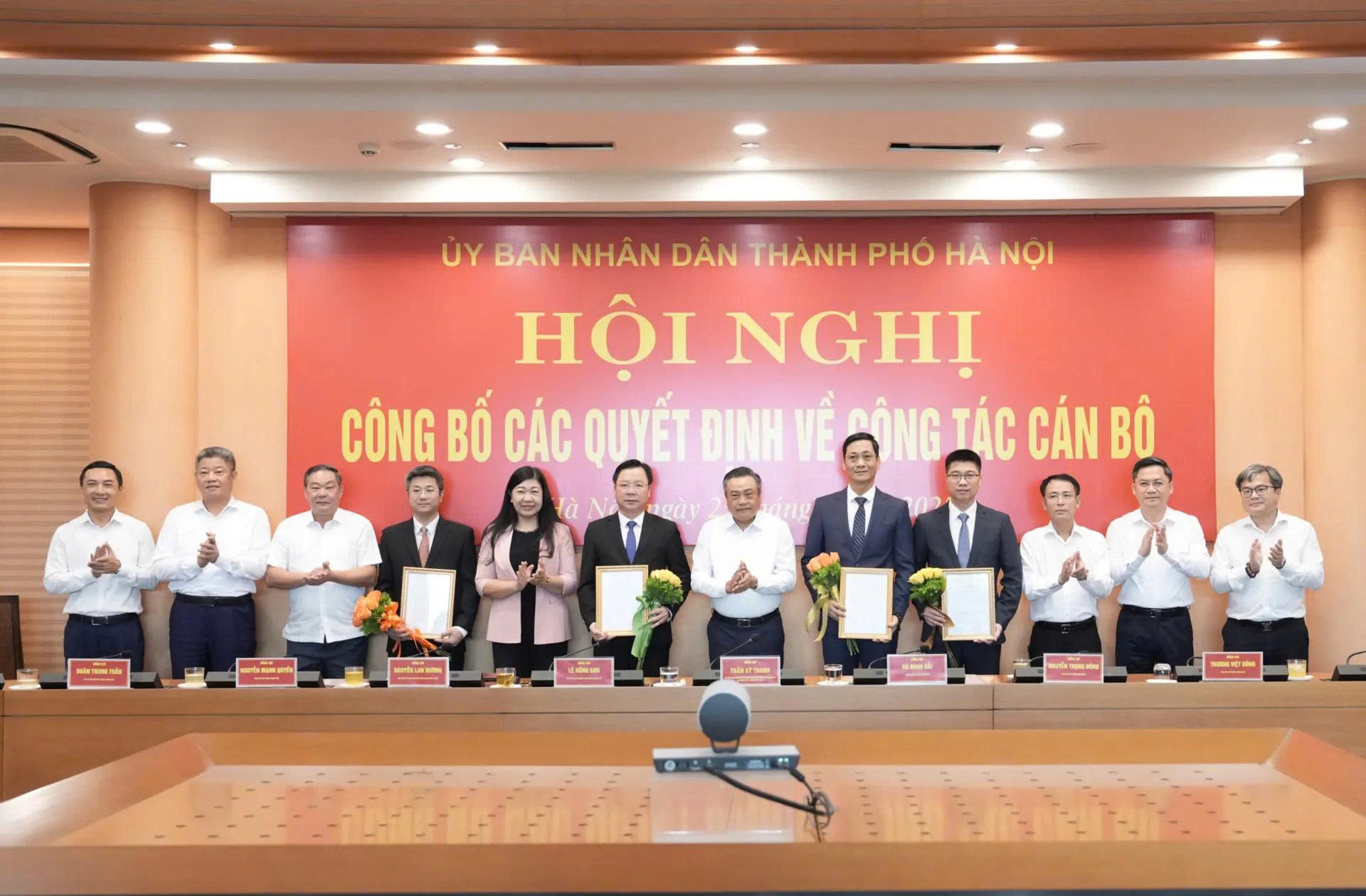 Hà Nội có tân Chánh Văn phòng UBND thành phố
- Ảnh 1. Hà Nội có tân Chánh Văn phòng UBND thành phố
- Ảnh 1.