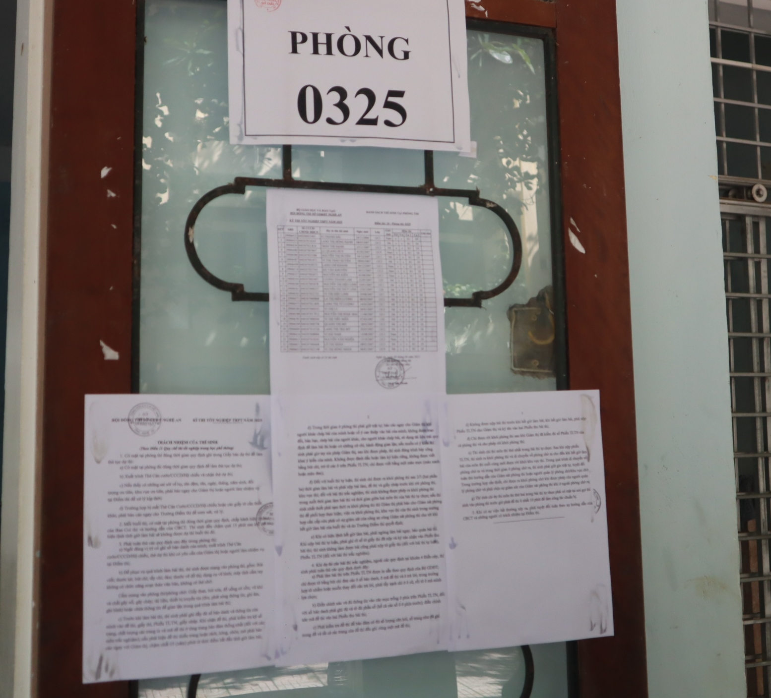 Nghệ An: Phòng, chống gian lận công nghệ cao trong kỳ thi tốt nghiệp THPT năm 2025- Ảnh 2.