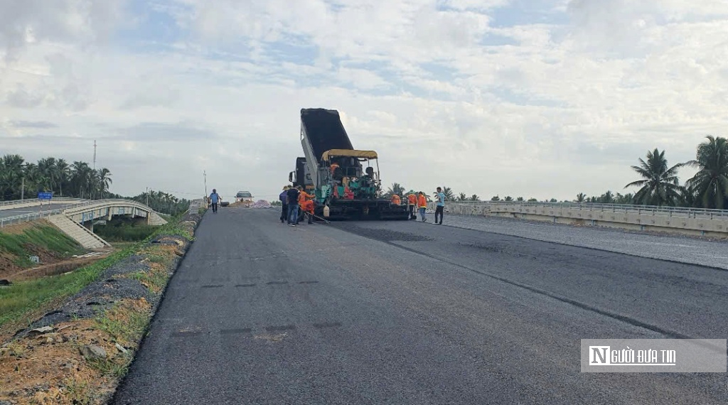 Dự án cầu hơn 6.800 tỷ đồng bắc qua sông Tiền đã hoàn thành 95%- Ảnh 1. Dự án cầu hơn 6.800 tỷ đồng bắc qua sông Tiền đã hoàn thành 95%- Ảnh 1.