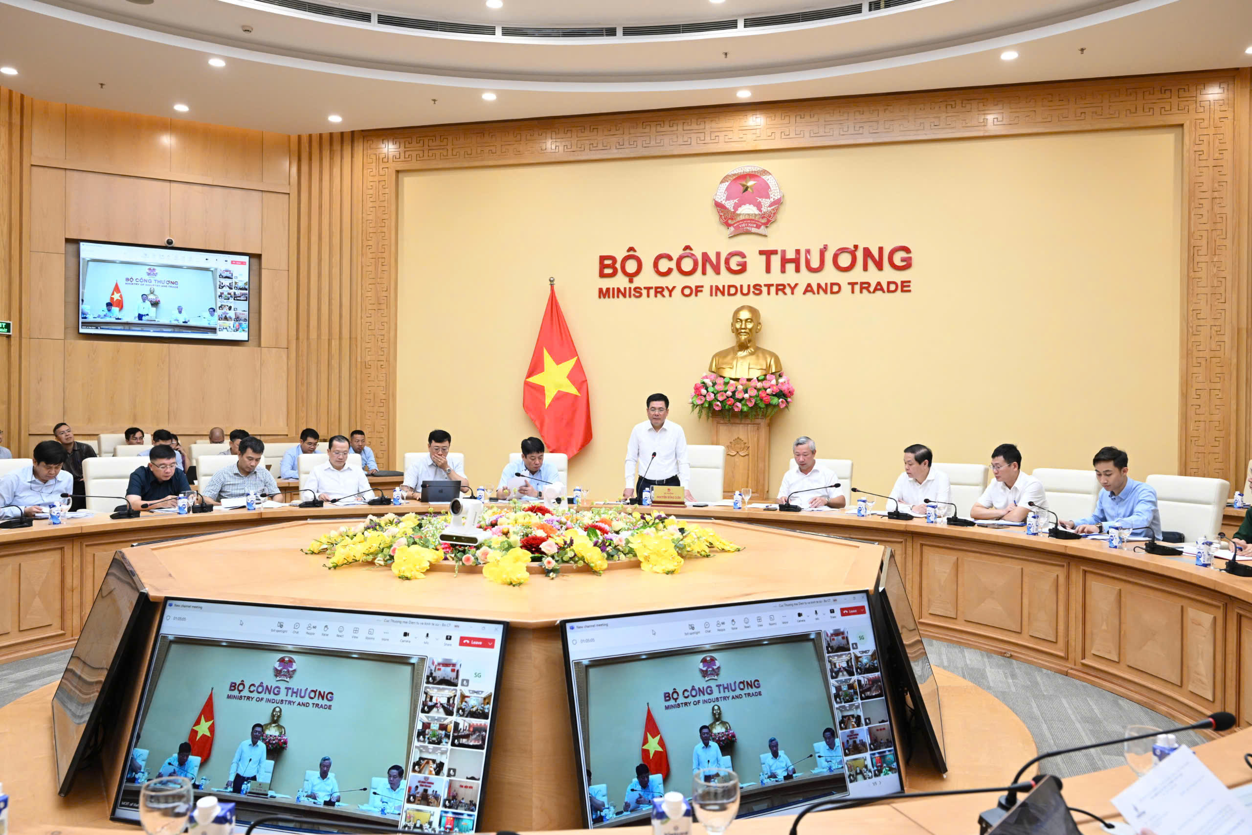 Quy hoạch điện VIII: Gỡ vướng, xử nghiêm, không để chậm tiến độ- Ảnh 2. Quy hoạch điện VIII: Gỡ vướng, xử nghiêm, không để chậm tiến độ- Ảnh 2.