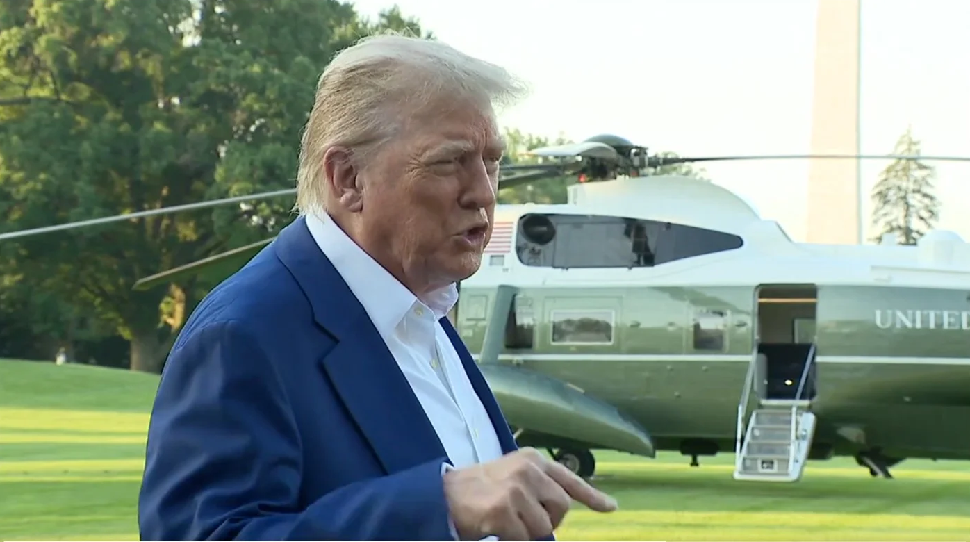 Israel và Iran cáo buộc nhau vi phạm thỏa thuận ngừng bắn, ông Trump tức giận- Ảnh 1. Israel và Iran cáo buộc nhau vi phạm thỏa thuận ngừng bắn, ông Trump tức giận- Ảnh 1.