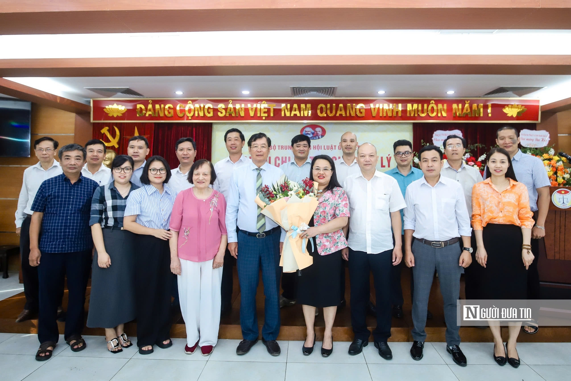 Phát huy truyền thống, đổi mới mạnh mẽ, xây dựng Đảng bộ Trung ương Hội Luật gia Việt Nam vững mạnh, hoàn thành xuất sắc nhiệm vụ trong giai đoạn mới- Ảnh 2. Phát huy truyền thống, đổi mới mạnh mẽ, xây dựng Đảng bộ Trung ương Hội Luật gia Việt Nam vững mạnh, hoàn thành xuất sắc nhiệm vụ trong giai đoạn mới- Ảnh 2.