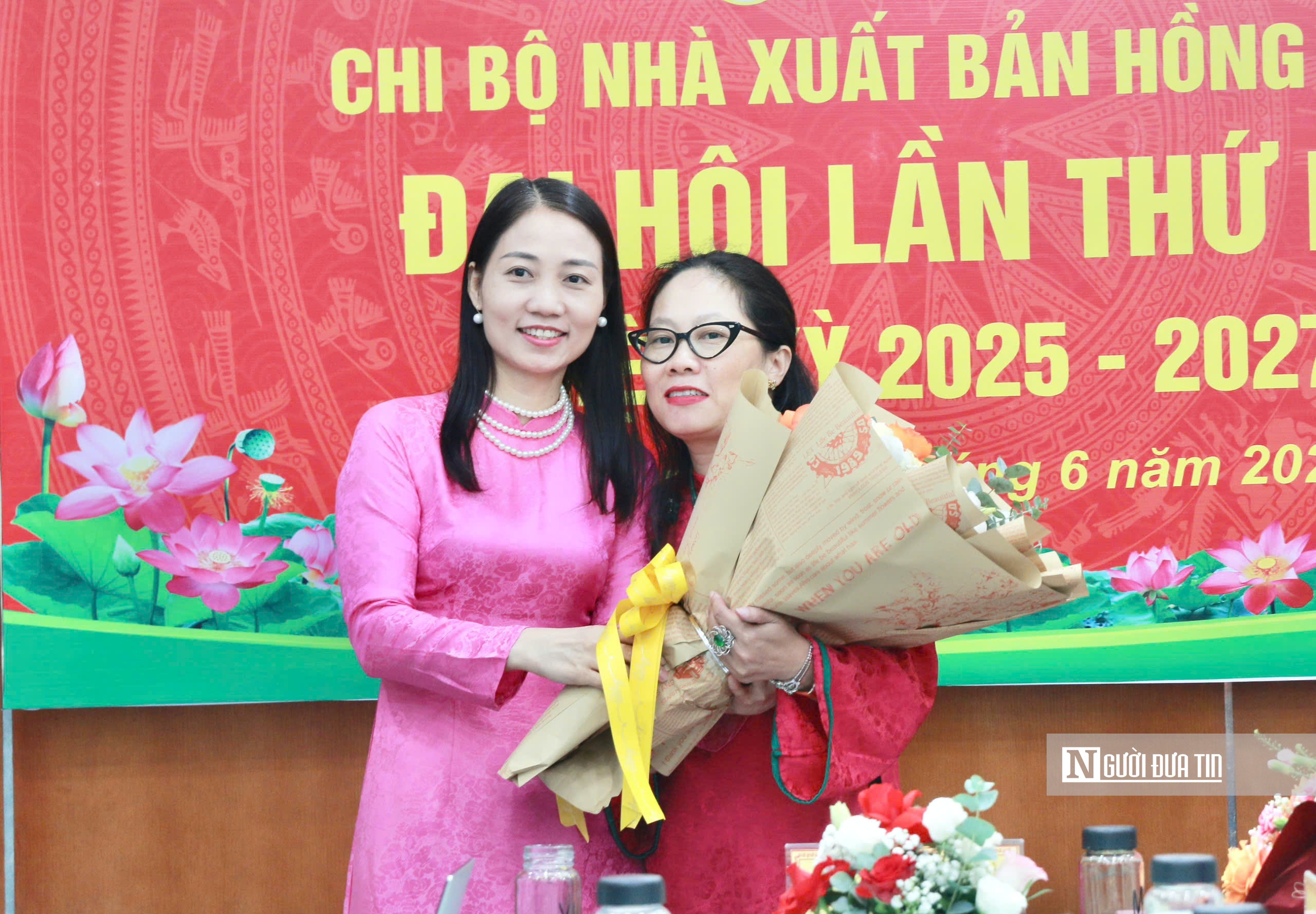 Chi bộ Nhà xuất bản Hồng Đức tổ chức thành công đại hội nhiệm kỳ 2025 - 2027- Ảnh 5. Chi bộ Nhà xuất bản Hồng Đức tổ chức thành công đại hội nhiệm kỳ 2025 - 2027- Ảnh 5.