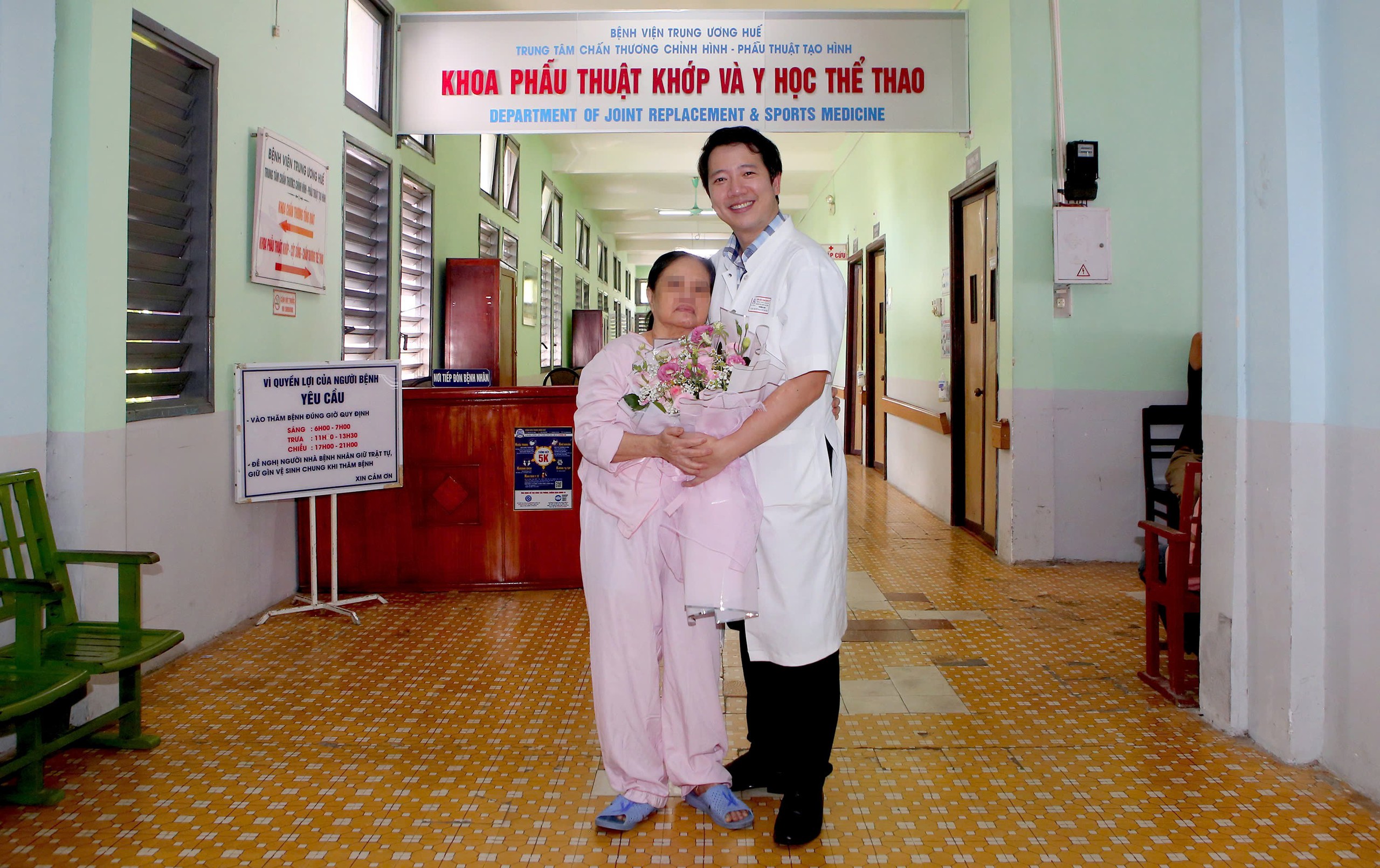 Người bác sĩ từng là Á quân Olympia và cuộc phẫu thuật hồi sinh hy vọng- Ảnh 2. Người bác sĩ từng là Á quân Olympia và cuộc phẫu thuật hồi sinh hy vọng- Ảnh 2.