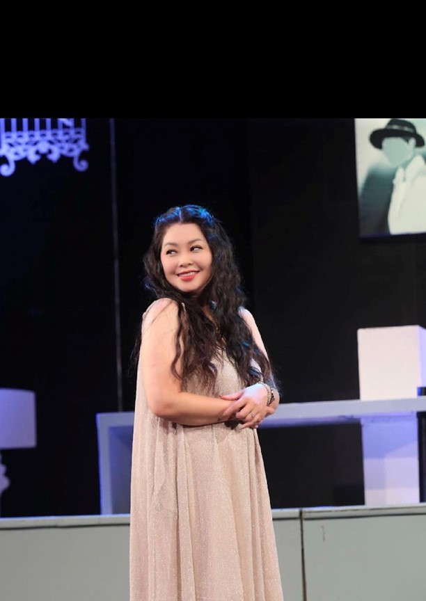 "Bà ngoại" Thanh Tú tuổi 50, nhan sắc vẫn "chặt đẹp" con gái- Ảnh 6. "Bà ngoại" Thanh Tú tuổi 50, nhan sắc vẫn "chặt đẹp" con gái- Ảnh 6.