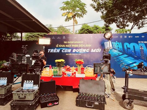 Nam diễn viên Doãn Quốc Đam tái xuất trong vai trò mới- Ảnh 1. Nam diễn viên Doãn Quốc Đam tái xuất trong vai trò mới- Ảnh 1.