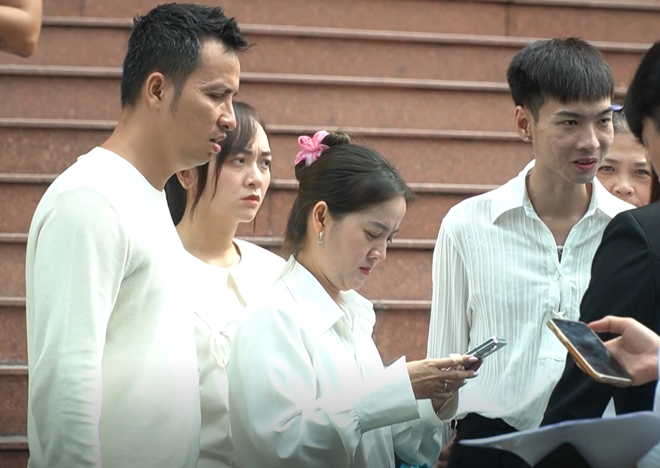 Lý do hoãn xét xử vụ tranh chấp di sản thừa kế của cố nghệ sĩ Vũ Linh- Ảnh 1. Lý do hoãn xét xử vụ tranh chấp di sản thừa kế của cố nghệ sĩ Vũ Linh- Ảnh 1.