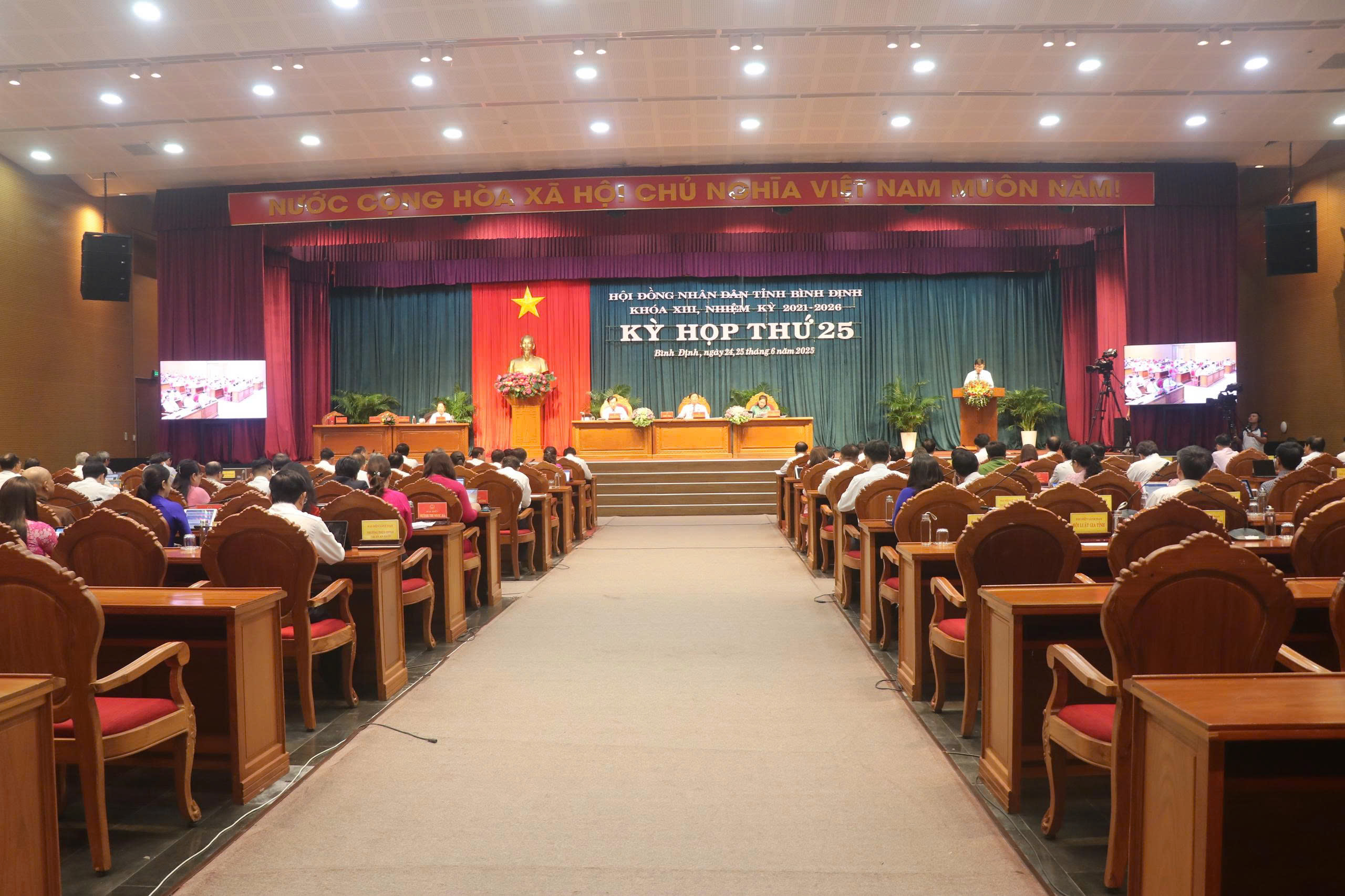 Bình Định: Kết quả ấn tượng 6 tháng đầu năm tạo nền tảng phát triển sau hợp nhất- Ảnh 1. Bình Định: Kết quả ấn tượng 6 tháng đầu năm tạo nền tảng phát triển sau hợp nhất- Ảnh 1.