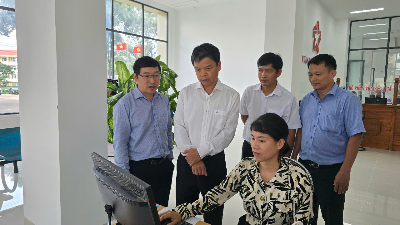 Bình Định – Gia Lai phối hợp thành công vận hành thử nghiệm mô hình chính quyền hai cấp- Ảnh 3. Bình Định – Gia Lai phối hợp thành công vận hành thử nghiệm mô hình chính quyền hai cấp- Ảnh 3.