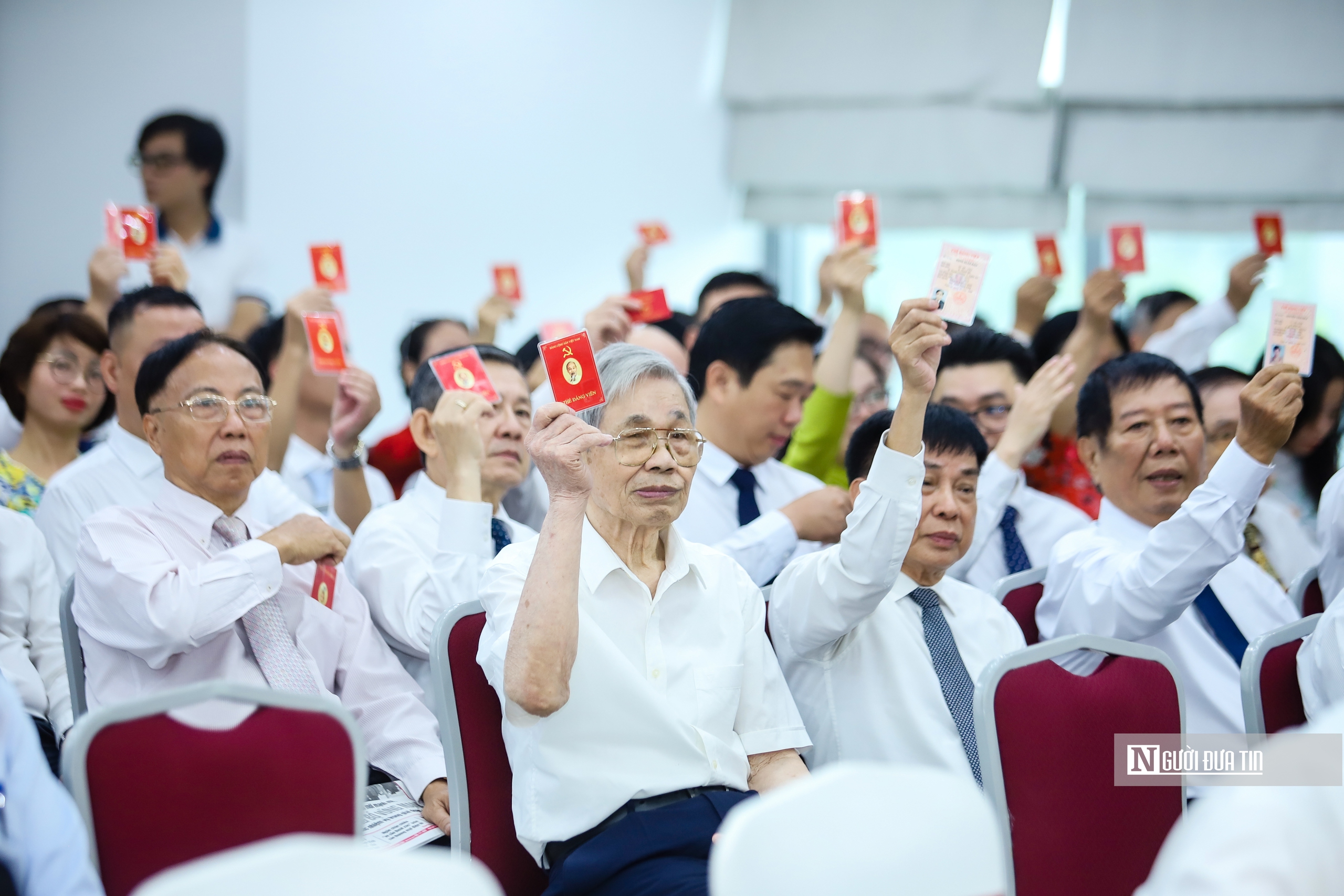 Đại hội Đảng bộ Trung ương Hội Luật gia Việt Nam lần thứ I: "Đoàn kết - Đổi mới - Trí tuệ - Dân chủ - Kỷ cương"- Ảnh 3. Đại hội Đảng bộ Trung ương Hội Luật gia Việt Nam lần thứ I: "Đoàn kết - Đổi mới - Trí tuệ - Dân chủ - Kỷ cương"- Ảnh 3.
