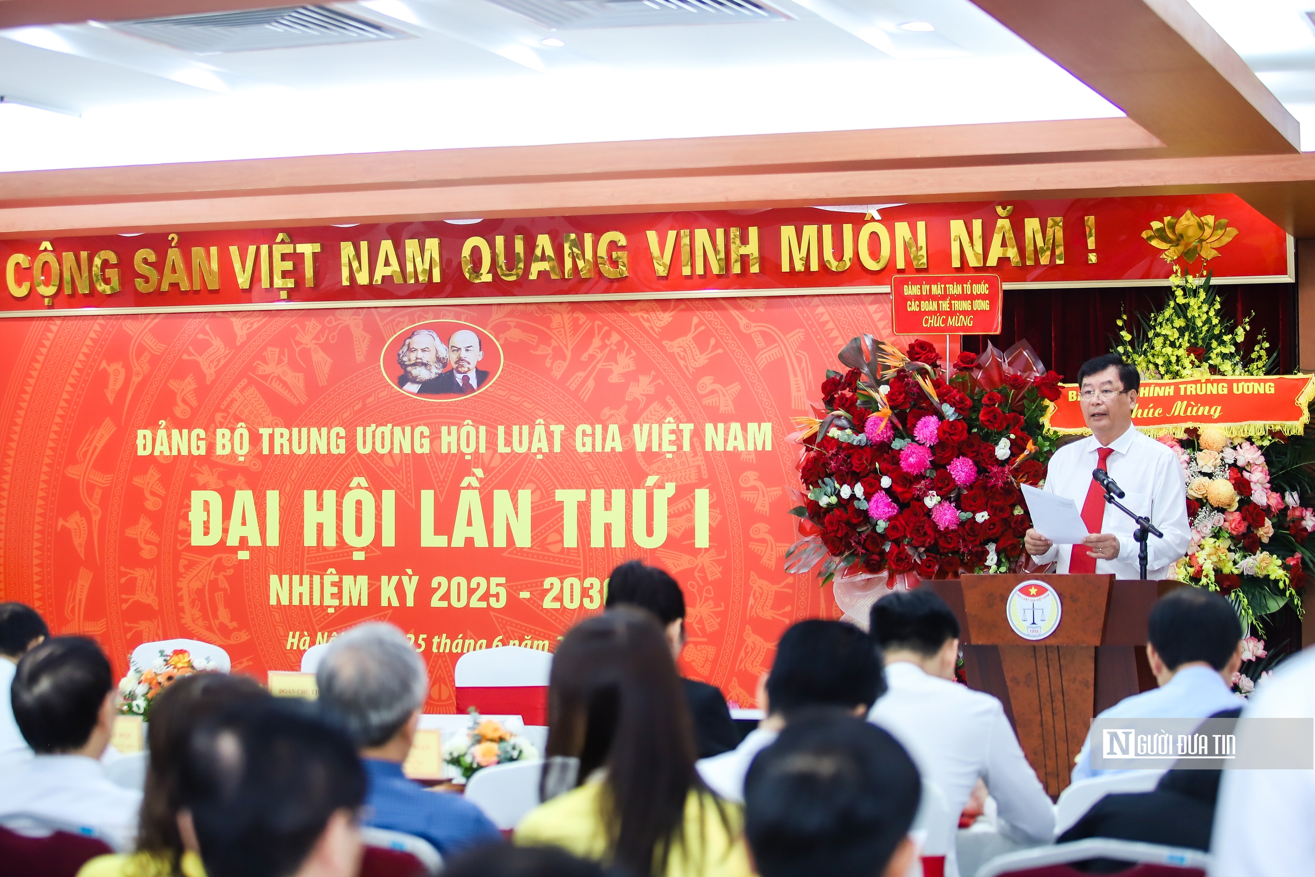 Đại hội Đảng bộ Trung ương Hội Luật gia Việt Nam lần thứ I: "Đoàn kết - Đổi mới - Trí tuệ - Dân chủ - Kỷ cương"- Ảnh 4. Đại hội Đảng bộ Trung ương Hội Luật gia Việt Nam lần thứ I: "Đoàn kết - Đổi mới - Trí tuệ - Dân chủ - Kỷ cương"- Ảnh 4.