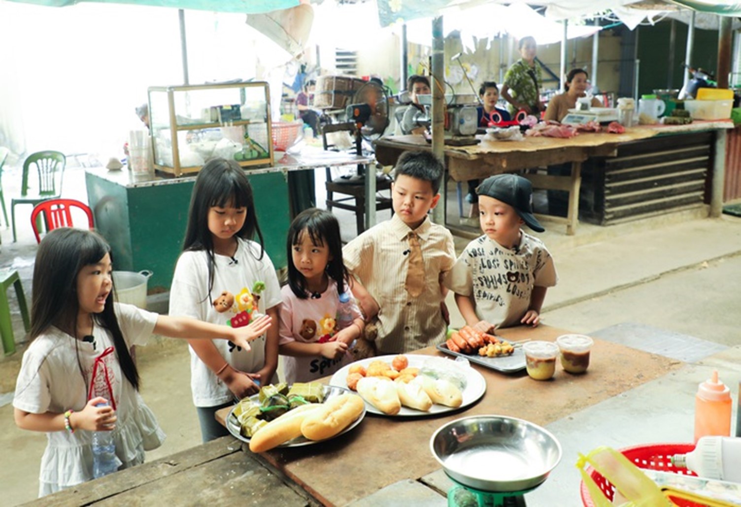 Diễn viên chuyên vai diễn gai góc, không ngại thừa nhận dạy con phải "cho roi cho vọt"- Ảnh 2. Diễn viên chuyên vai diễn gai góc, không ngại thừa nhận dạy con phải "cho roi cho vọt"- Ảnh 2.