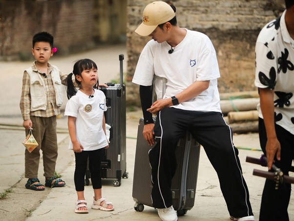 Diễn viên chuyên vai diễn gai góc, không ngại thừa nhận dạy con phải "cho roi cho vọt"- Ảnh 5. Diễn viên chuyên vai diễn gai góc, không ngại thừa nhận dạy con phải "cho roi cho vọt"- Ảnh 5.