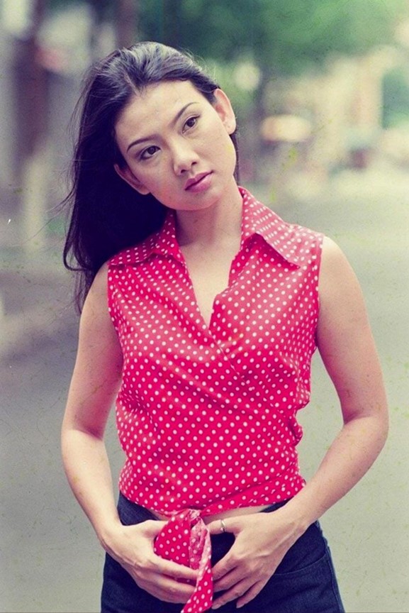 Tuổi ngũ tuần vẫn lẻ bóng của nữ NSND nổi danh trong "Mùi ngò gai"- Ảnh 1.