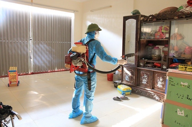 Hà Nội ghi nhận ổ dịch sốt xuất huyết mới tại Tây Hồ, nguy cơ lan rộng- Ảnh 1. Hà Nội ghi nhận ổ dịch sốt xuất huyết mới tại Tây Hồ, nguy cơ lan rộng- Ảnh 1.