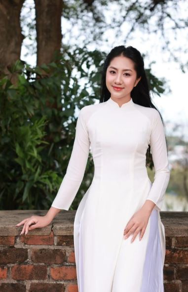 Chiêm ngưỡng nhan sắc đời thường trong trẻo của tân Hoa hậu Hà Trúc Linh- Ảnh 4. Chiêm ngưỡng nhan sắc đời thường trong trẻo của tân Hoa hậu Hà Trúc Linh- Ảnh 4.
