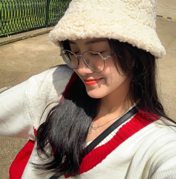 Chiêm ngưỡng nhan sắc đời thường trong trẻo của tân Hoa hậu Hà Trúc Linh- Ảnh 11. Chiêm ngưỡng nhan sắc đời thường trong trẻo của tân Hoa hậu Hà Trúc Linh- Ảnh 11.