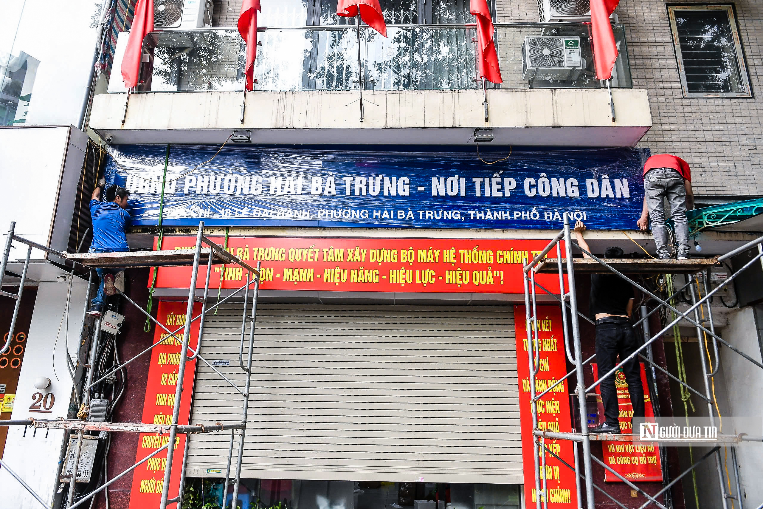 Đồng loạt thay biển trụ sở 126 xã, phường mới ở Hà Nội- Ảnh 11. Đồng loạt thay biển trụ sở 126 xã, phường mới ở Hà Nội- Ảnh 11.